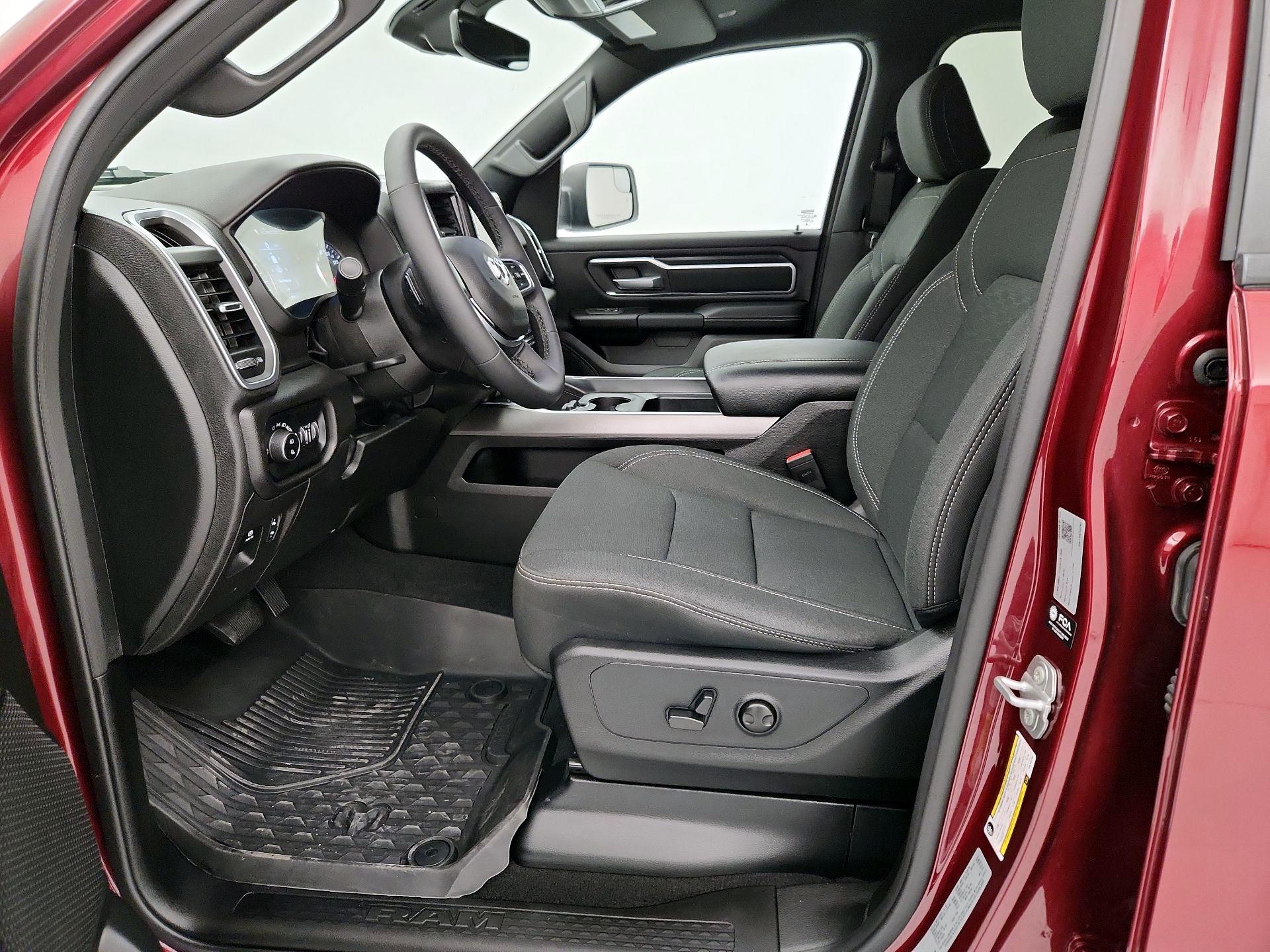 Thumbnail: 2025 RAM 1500 - 11