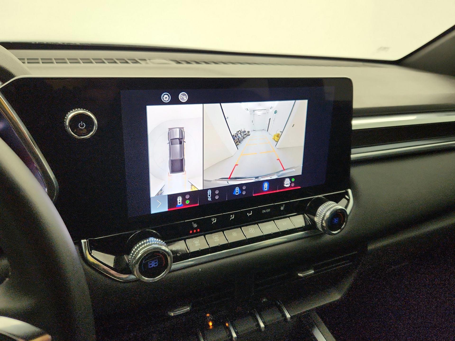 Thumbnail: 2024 GMC Canyon - 14