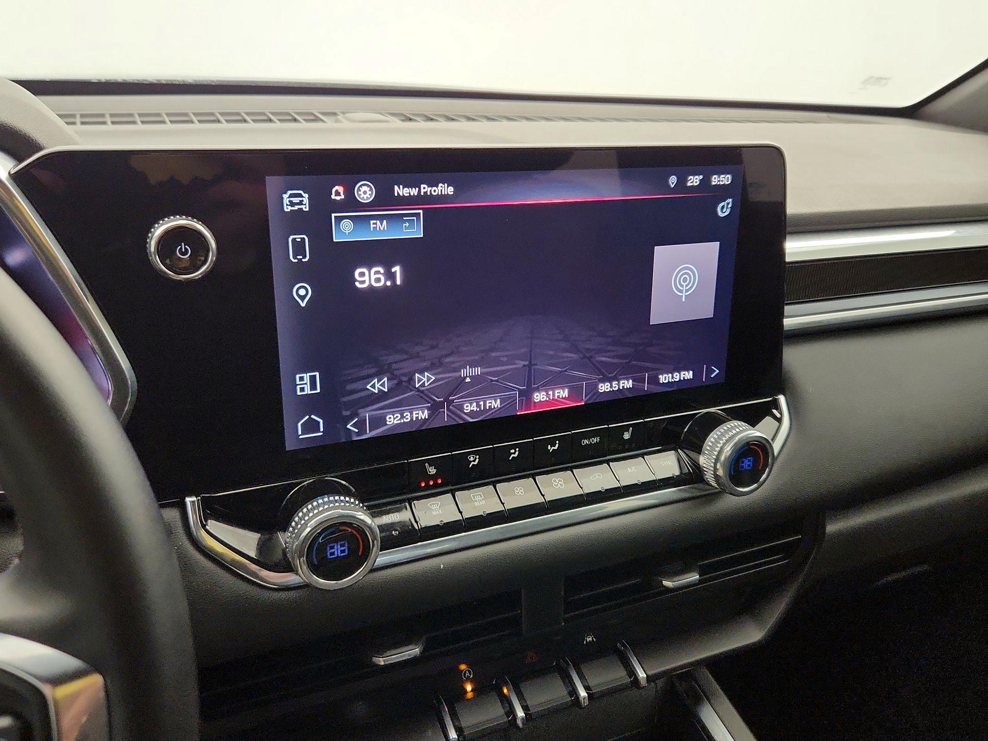 Thumbnail: 2024 GMC Canyon - 15