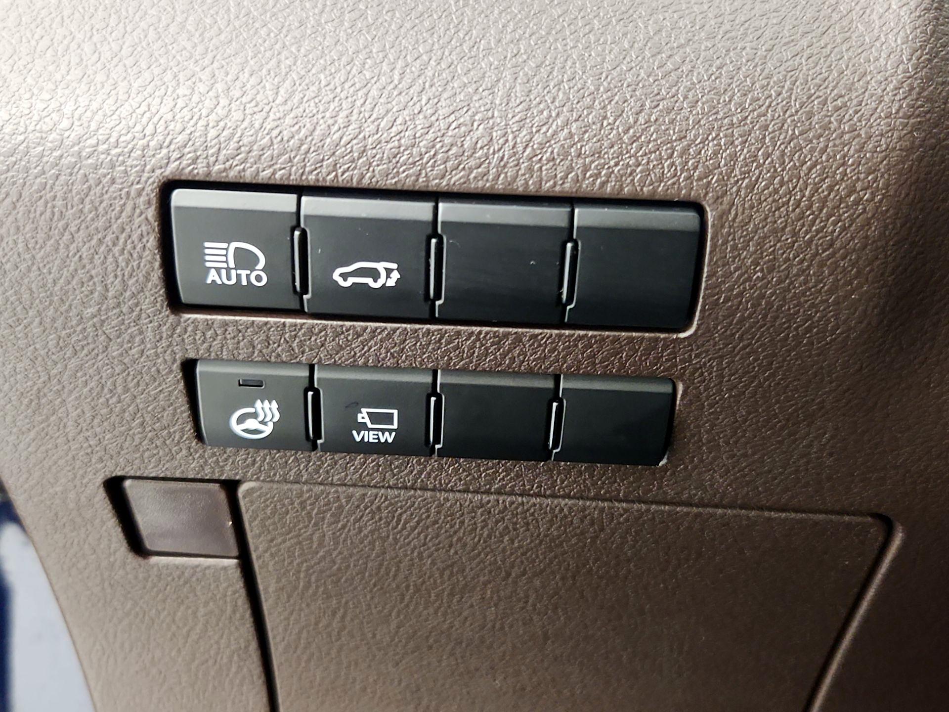 Thumbnail: 2020 Lexus RX - 13