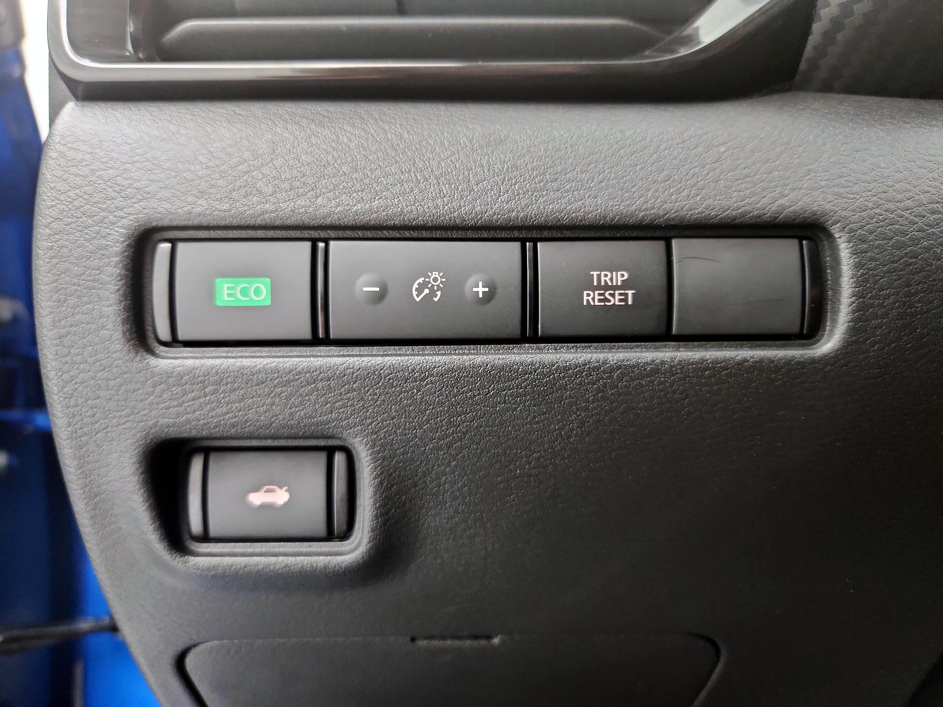 Thumbnail: 2020 Nissan Sentra - 13