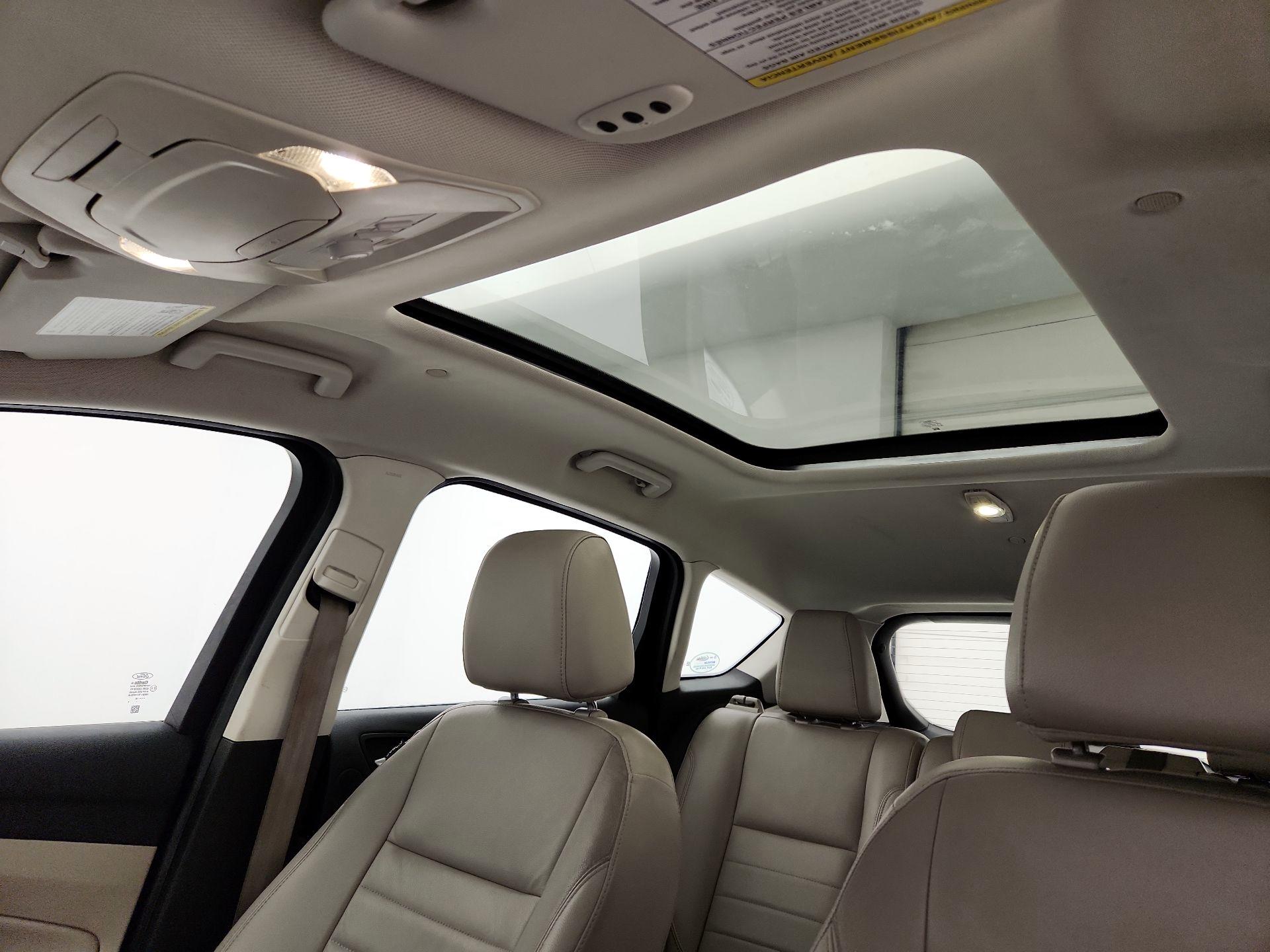 Thumbnail: 2016 Ford C-Max - 20