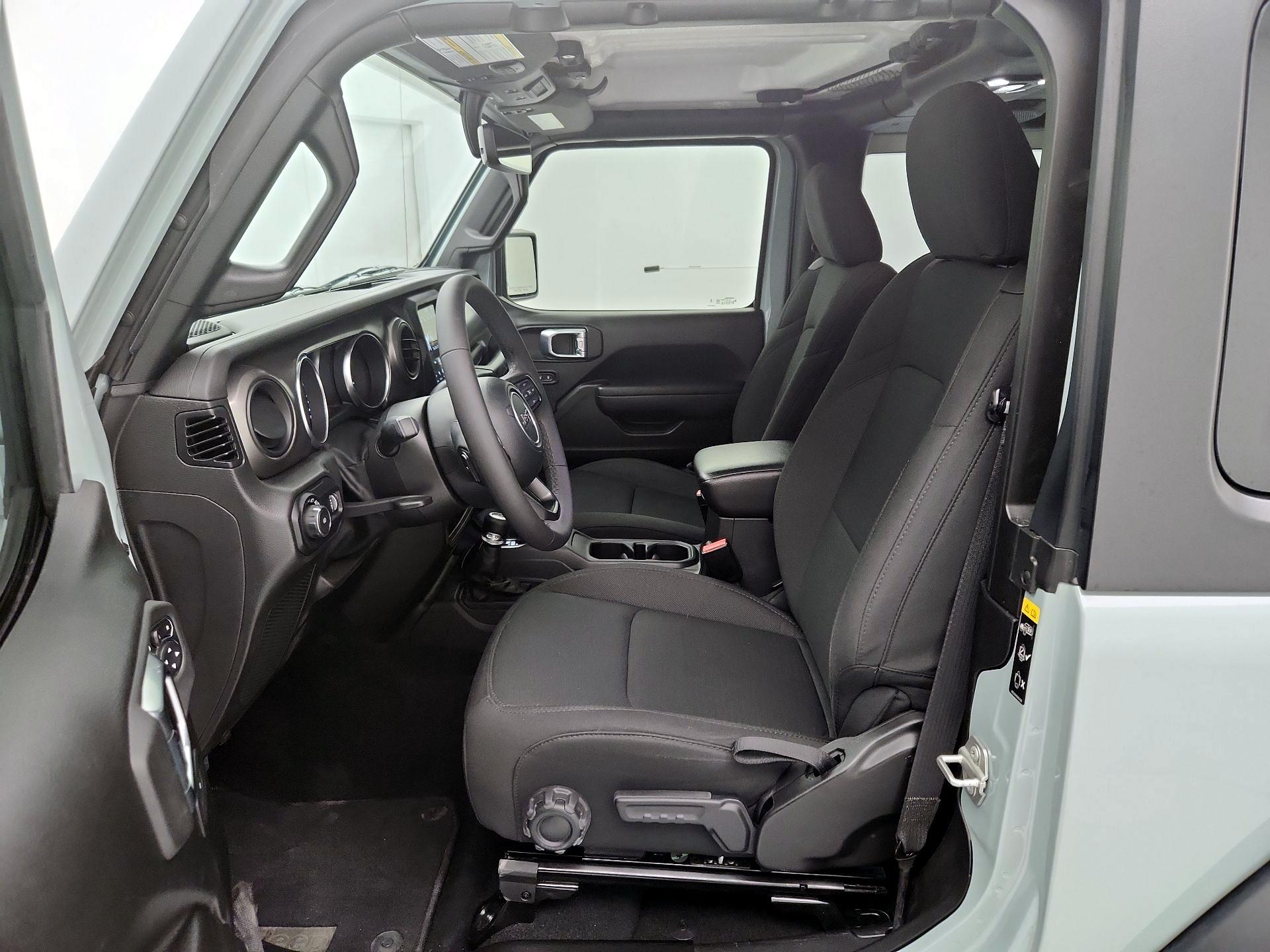 Thumbnail: 2023 Jeep Wrangler - 11