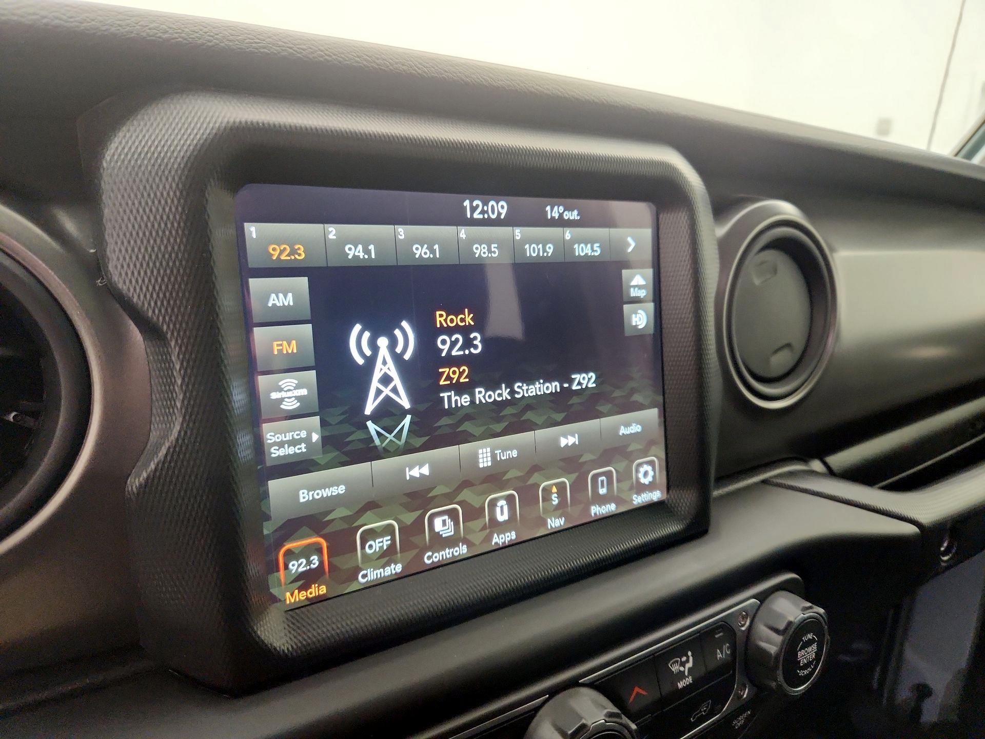 Thumbnail: 2023 Jeep Wrangler - 16