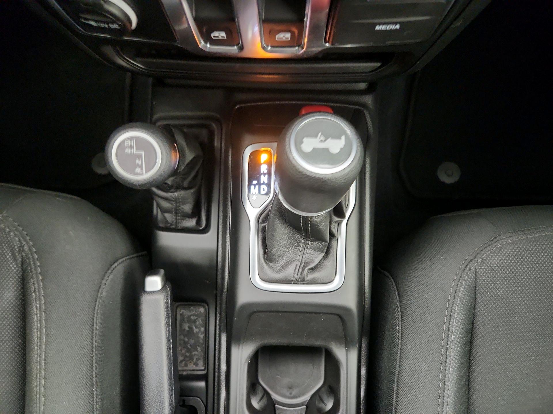 Thumbnail: 2023 Jeep Wrangler - 18