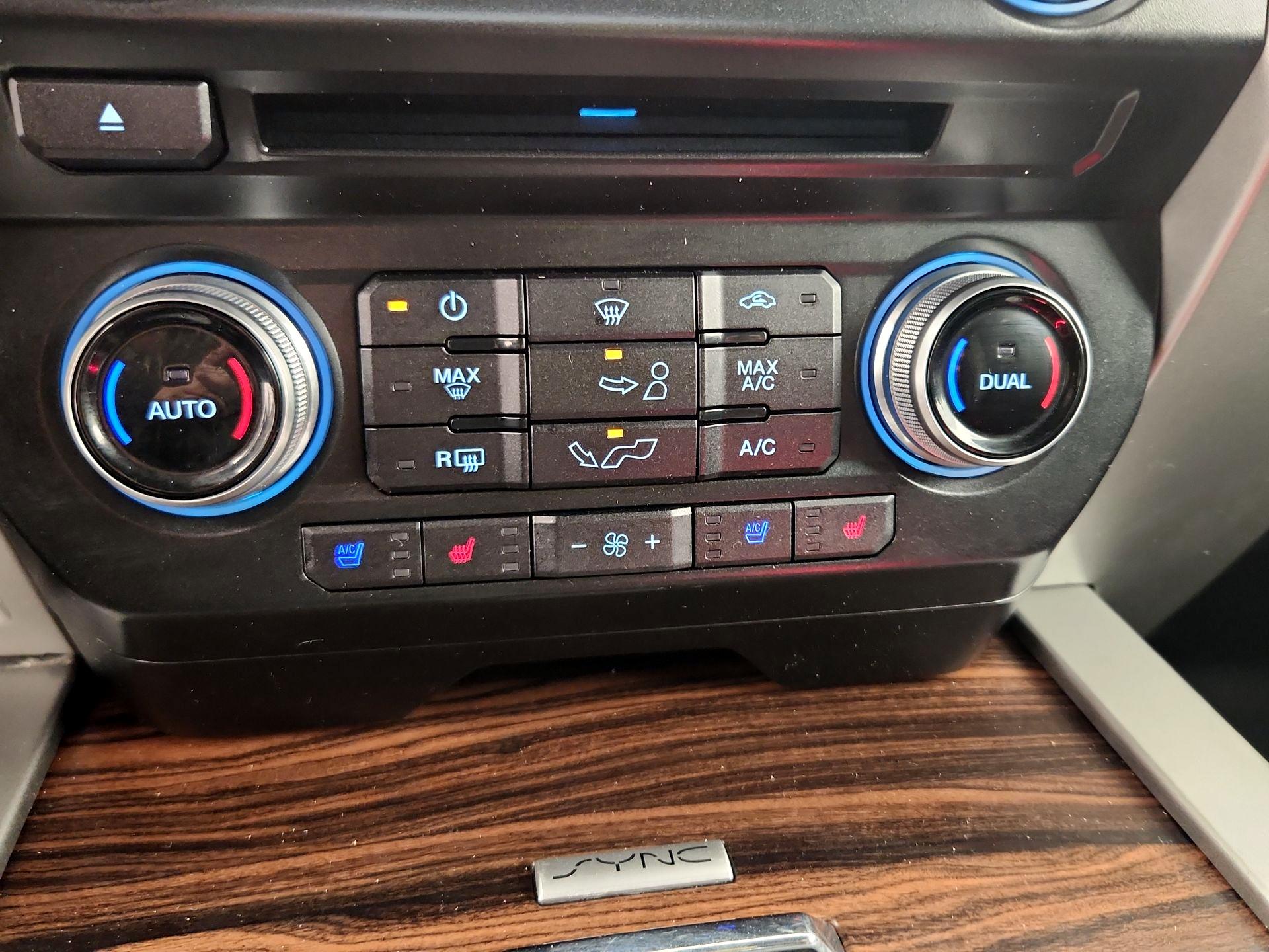 Thumbnail: 2015 Ford F-150 - 17