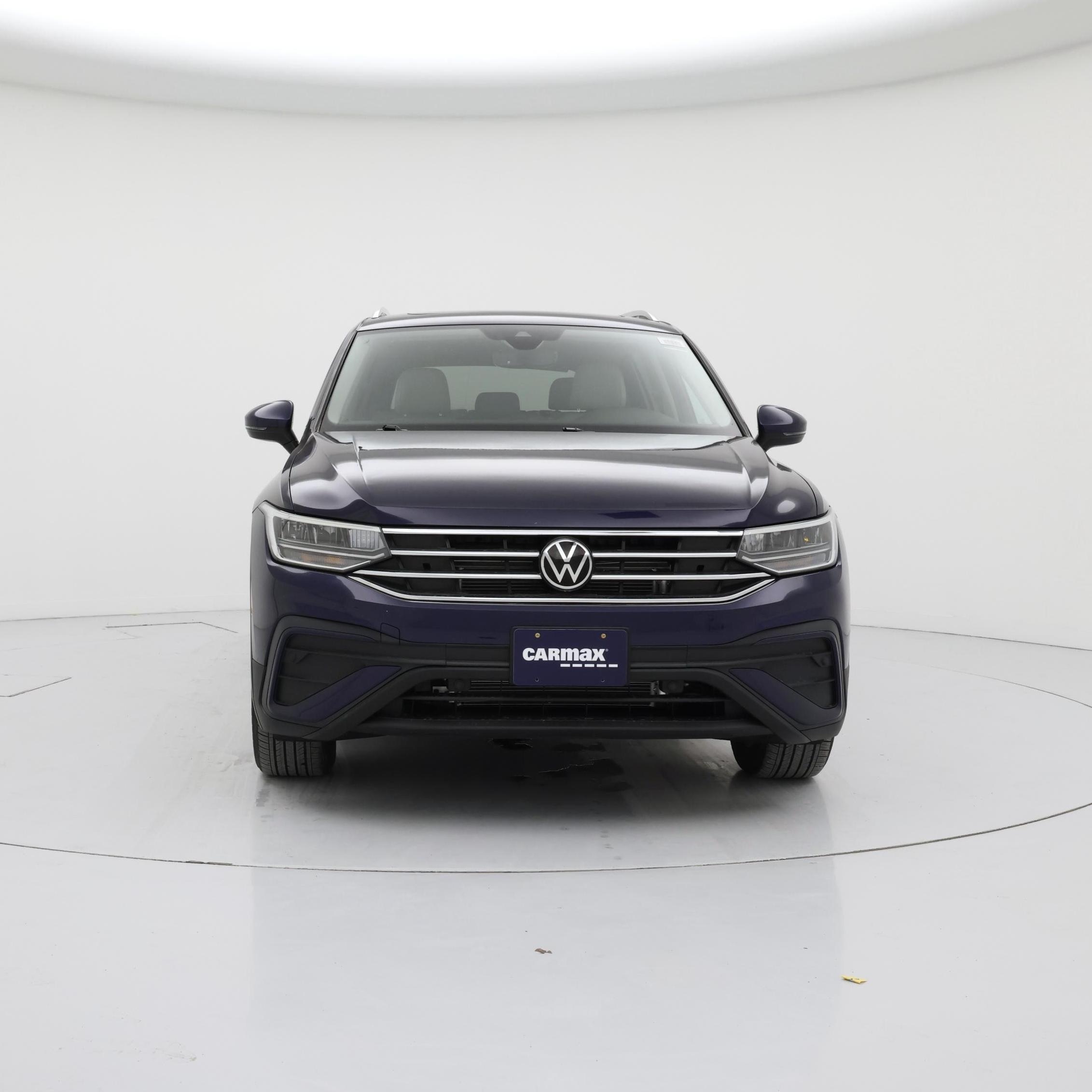 Thumbnail: 2023 Volkswagen Tiguan - 5