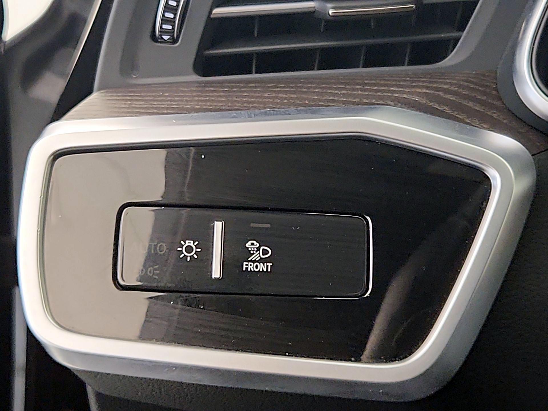 Thumbnail: 2021 Audi A6 - 13