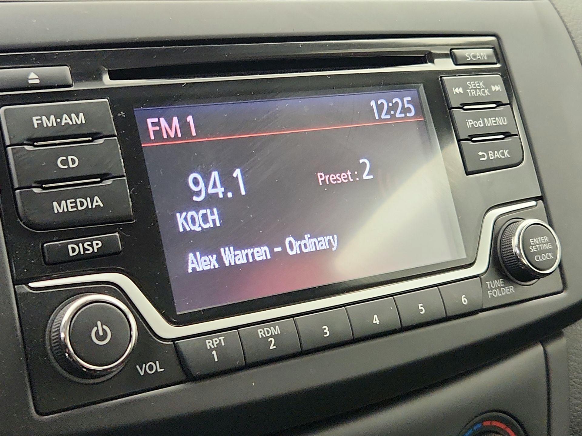 Thumbnail: 2018 Nissan Sentra - 15