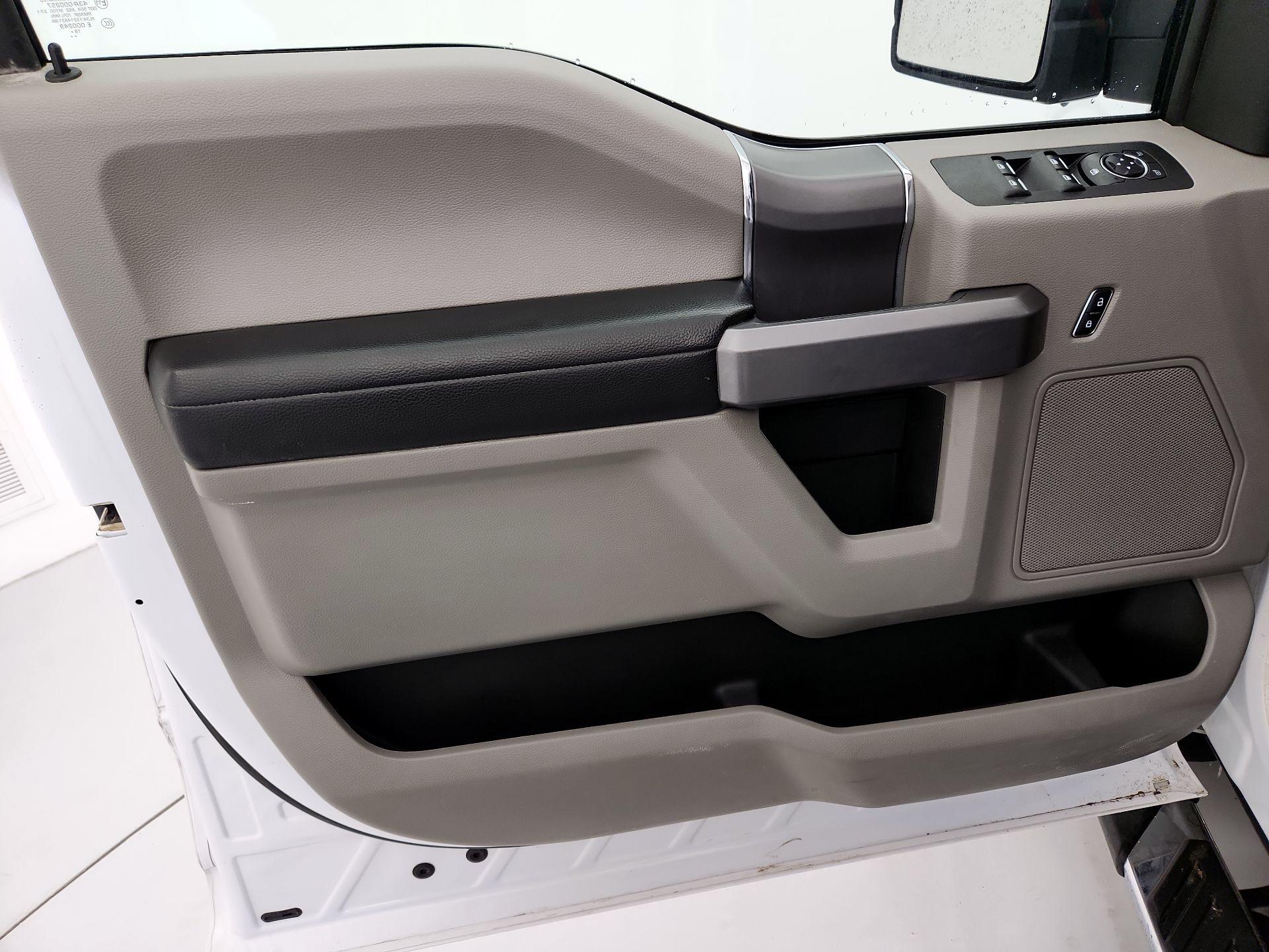 Thumbnail: 2019 Ford F-150 - 12