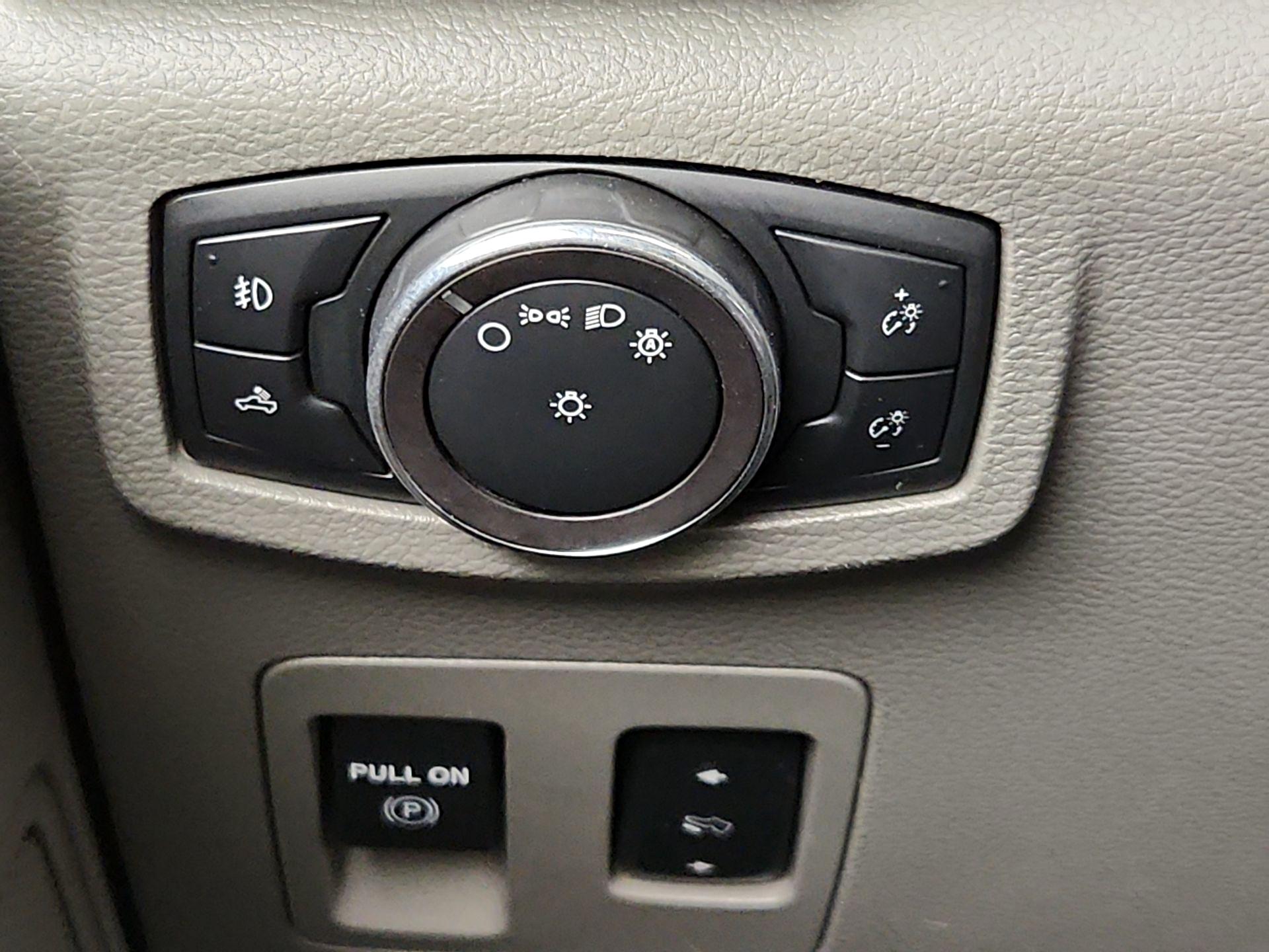 Thumbnail: 2019 Ford F-150 - 13