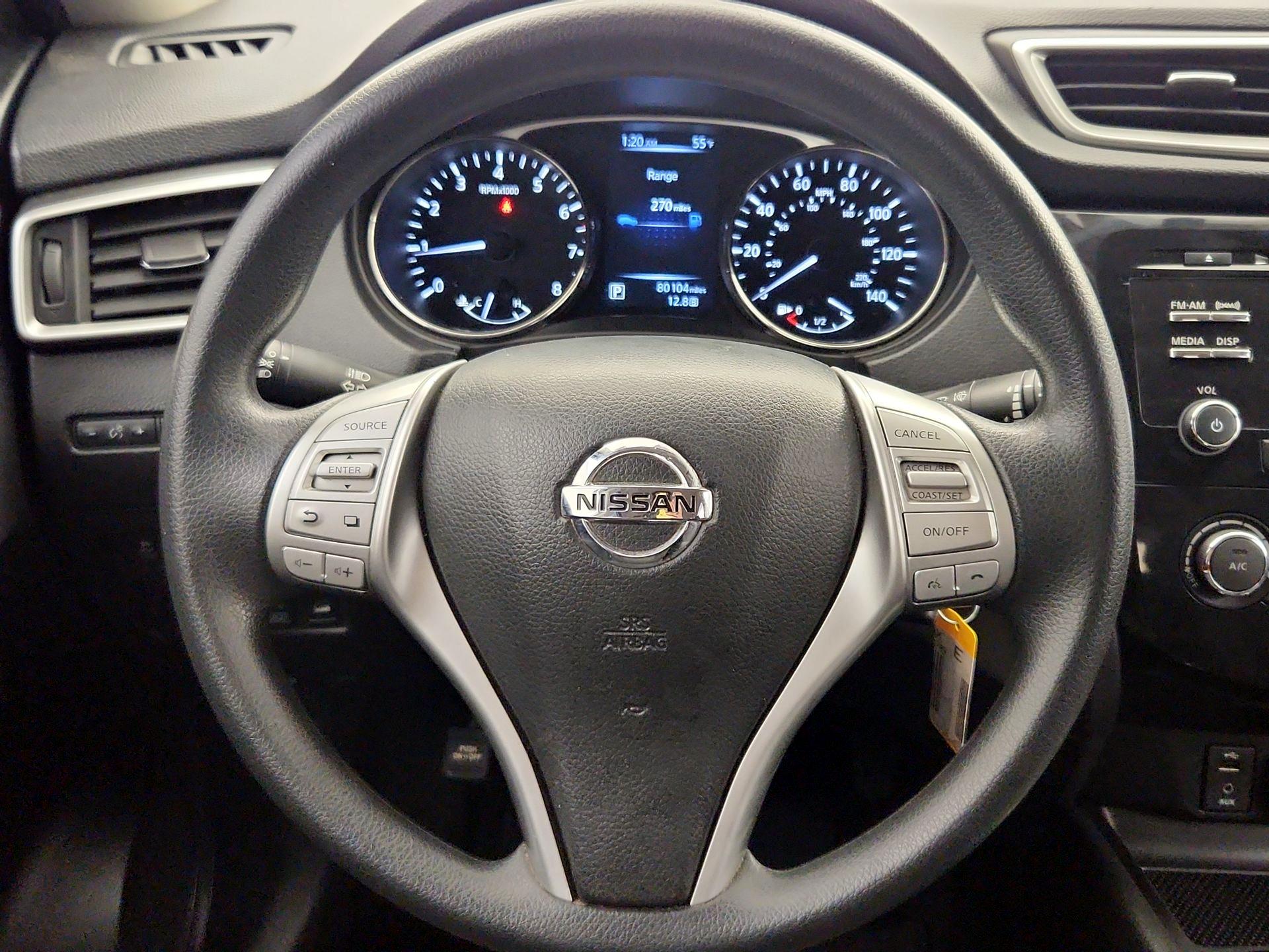 Thumbnail: 2016 Nissan Rogue - 10