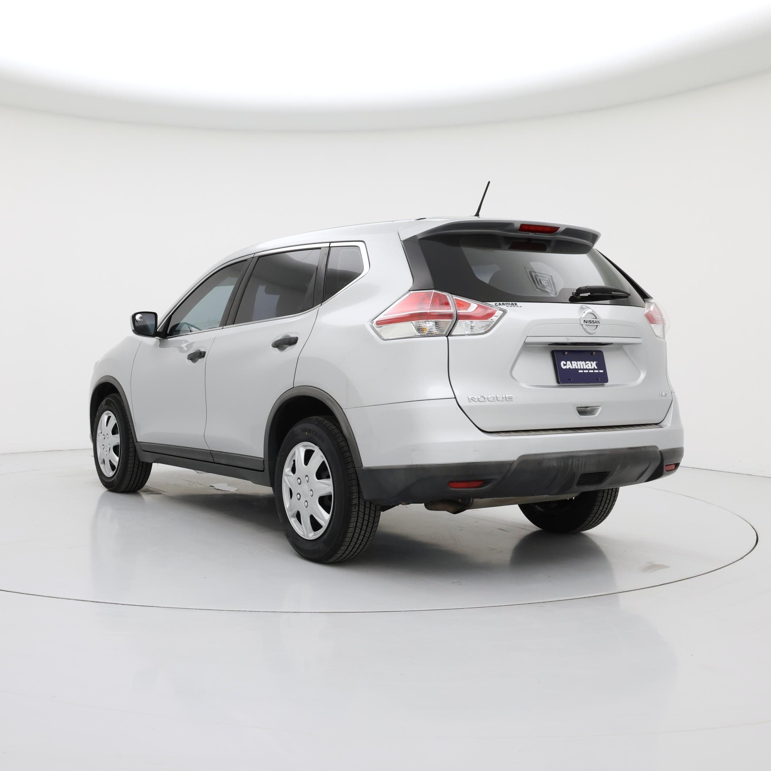 Thumbnail: 2016 Nissan Rogue - 2