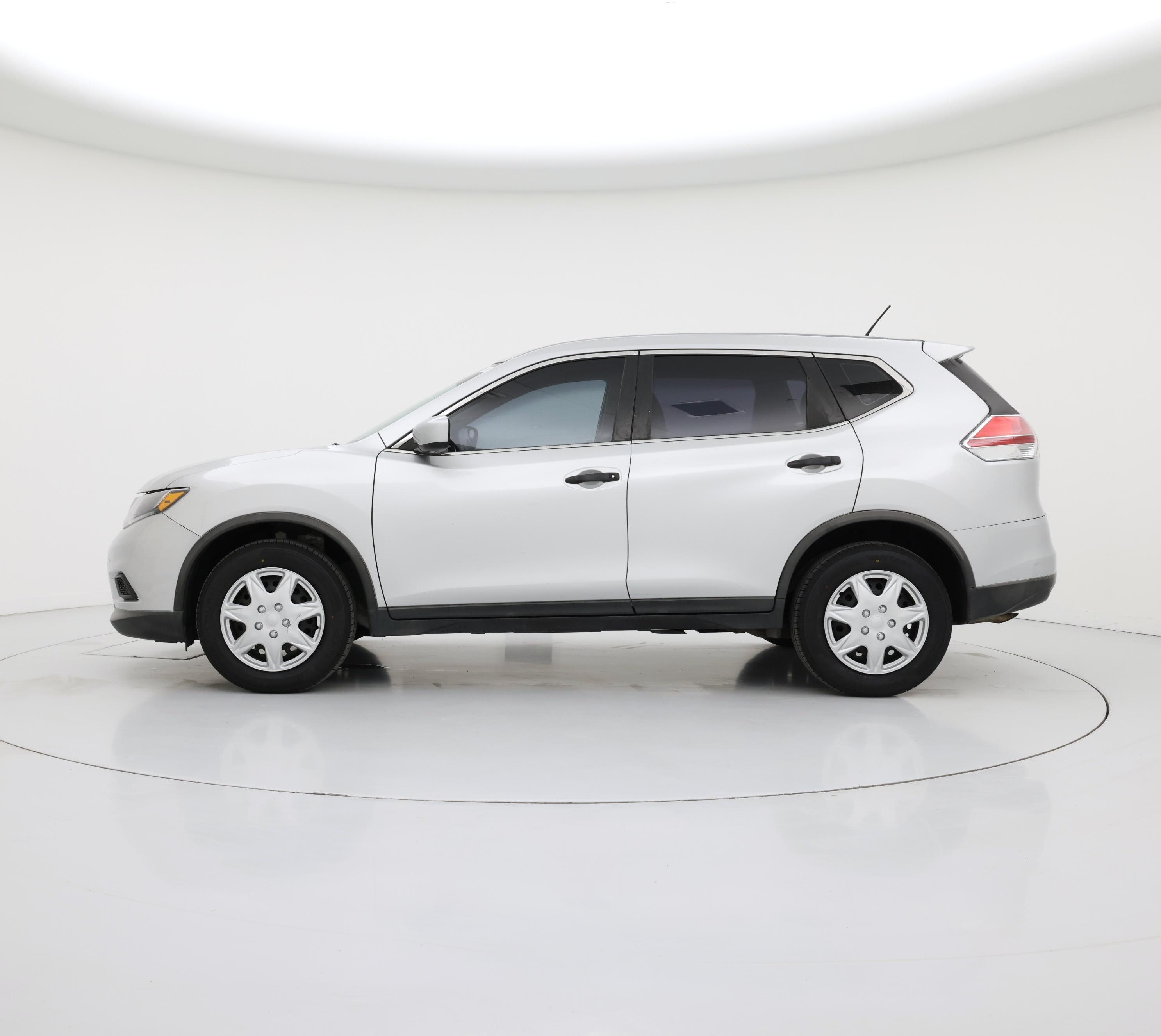 Thumbnail: 2016 Nissan Rogue - 3