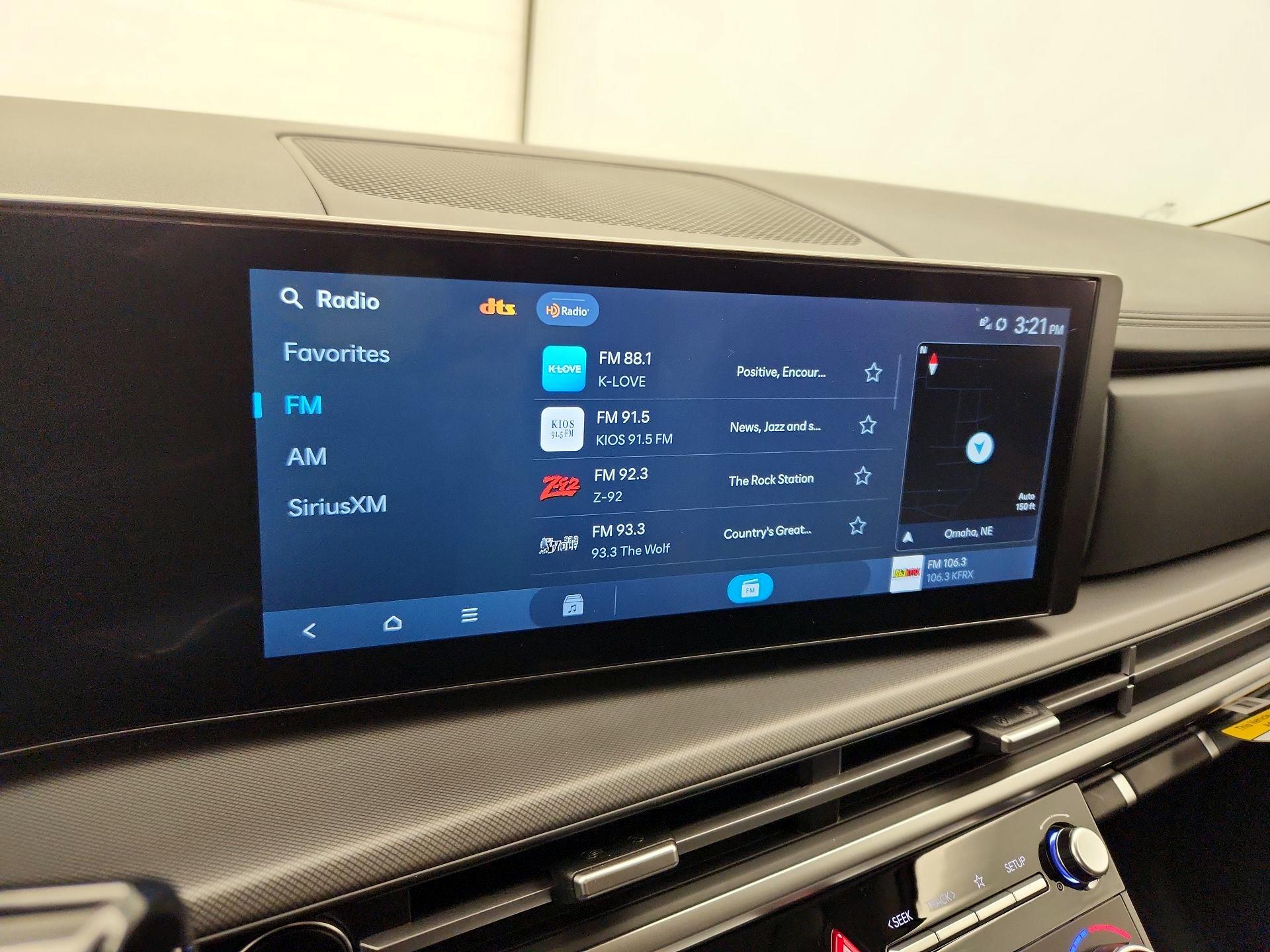 Thumbnail: 2024 Hyundai Santa Fe - 16