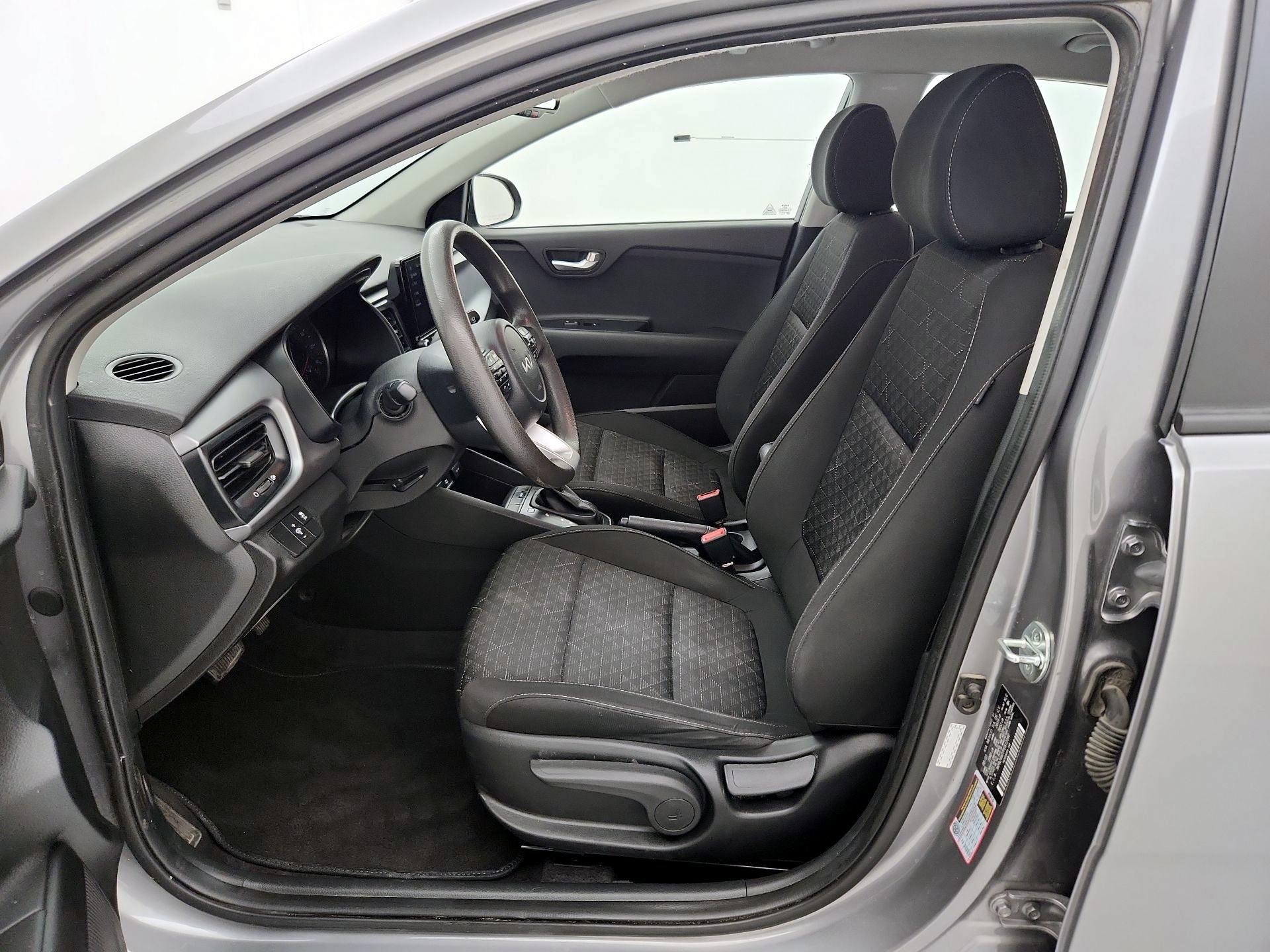 Thumbnail: 2023 Kia Rio - 11