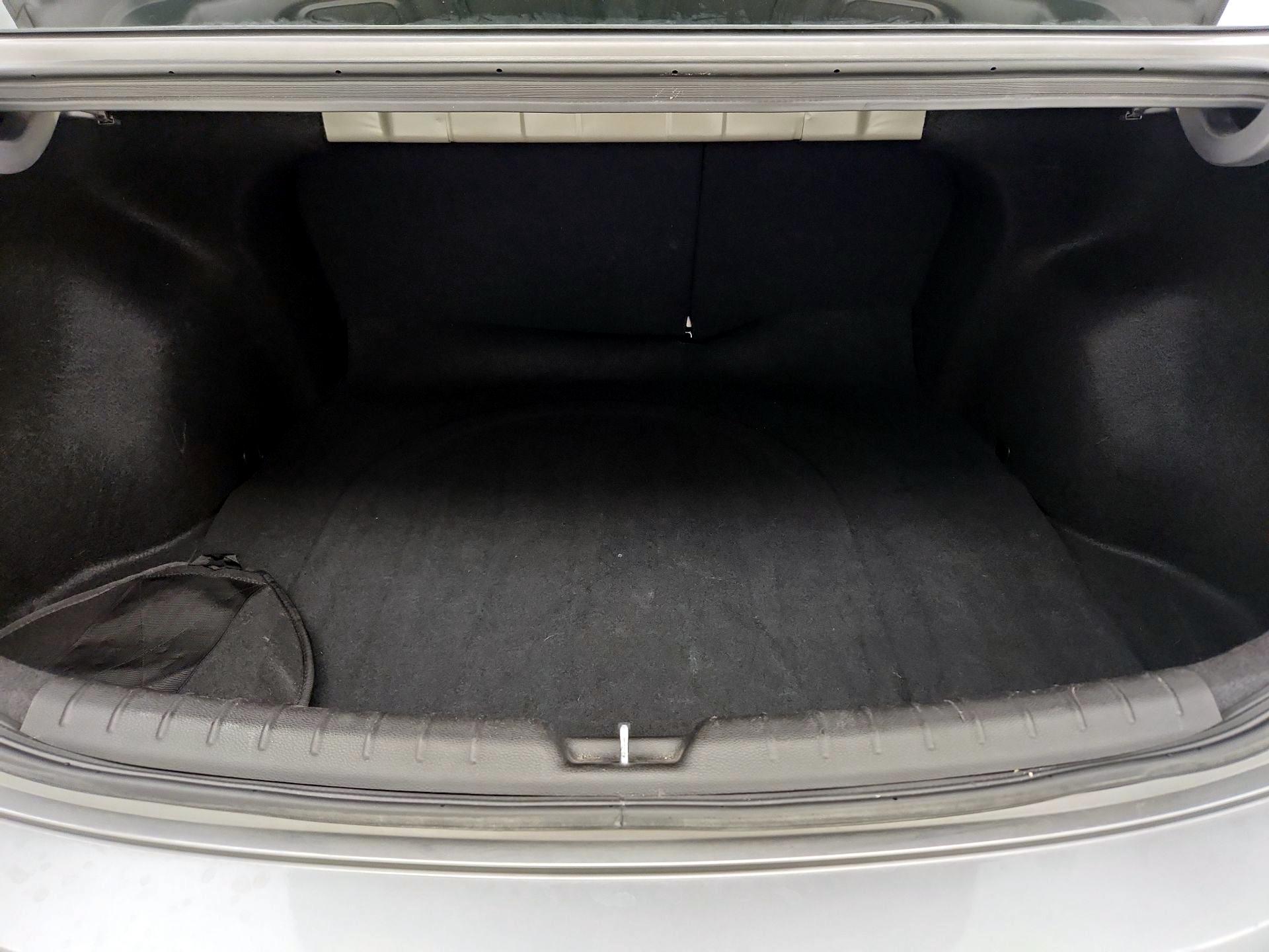 Thumbnail: 2023 Kia Rio - 20