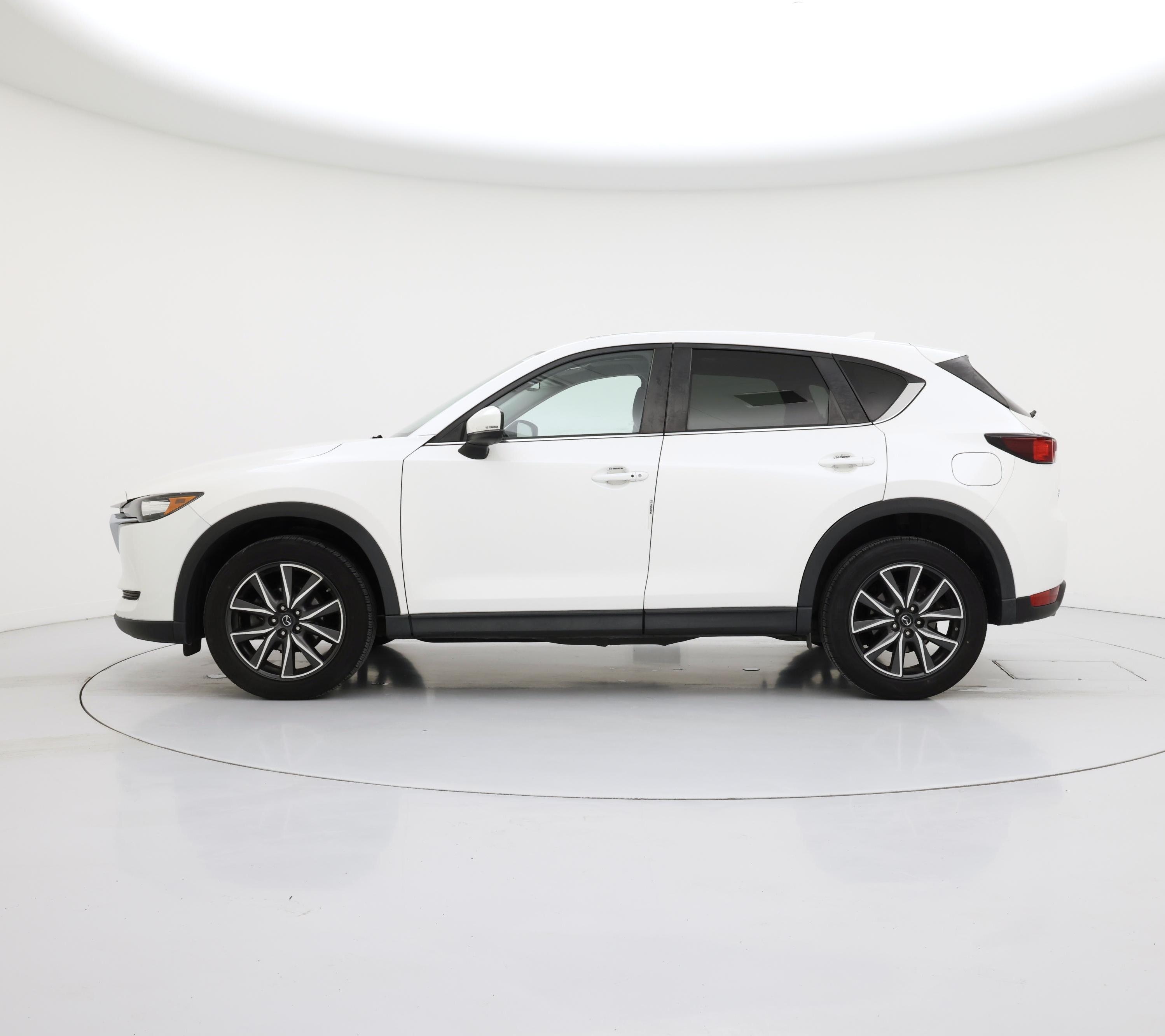 Thumbnail: 2018 Mazda CX-5 - 3