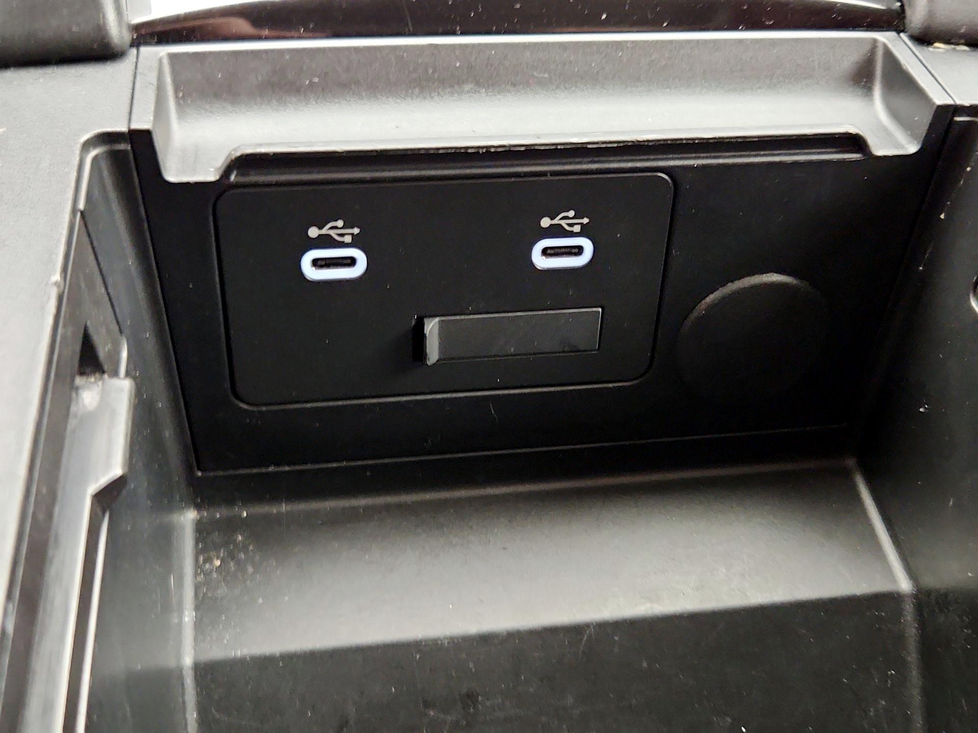 Thumbnail: 2024 Mazda Mazda3 - 18