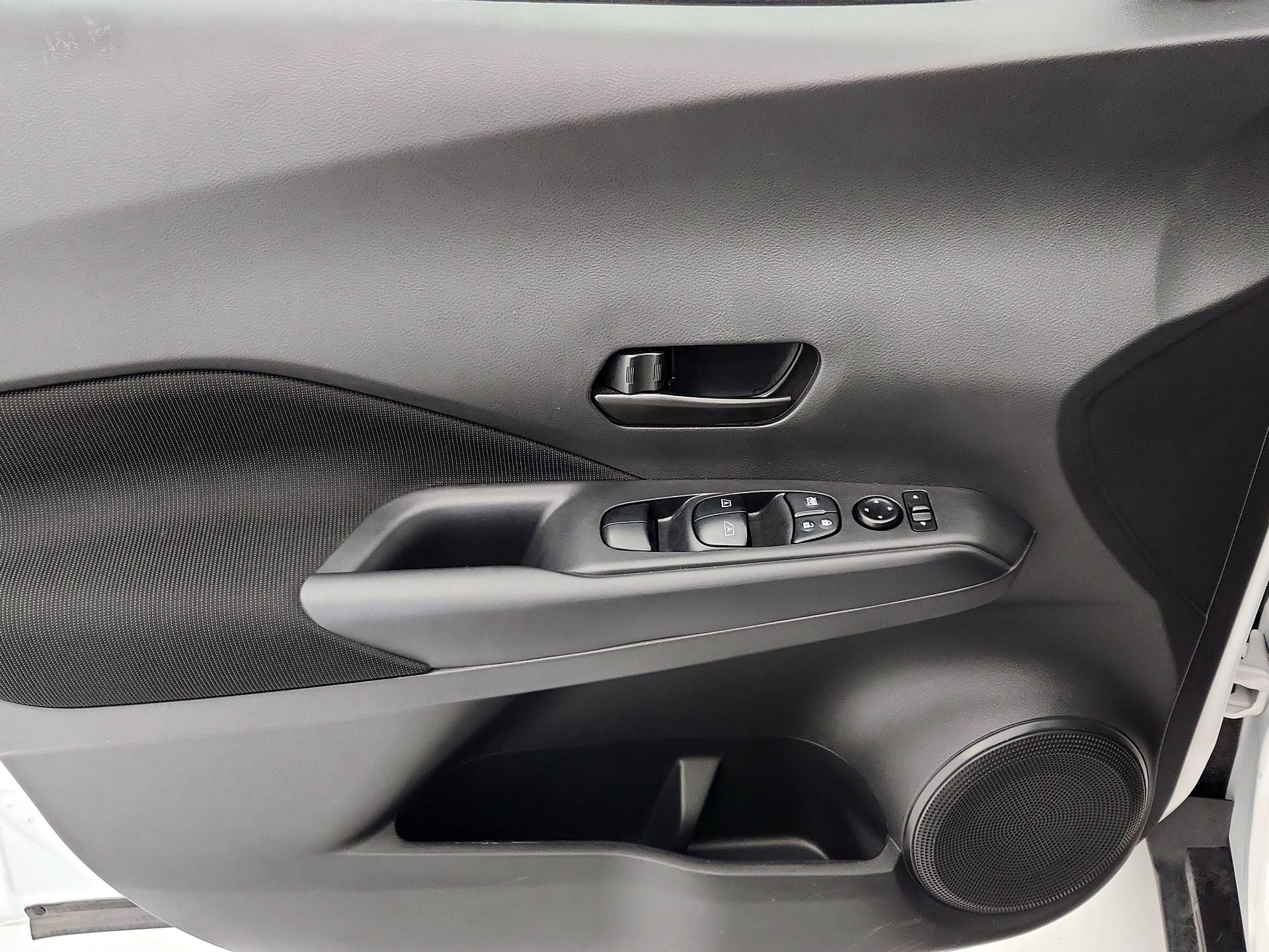 Thumbnail: 2024 Nissan Kicks - 12