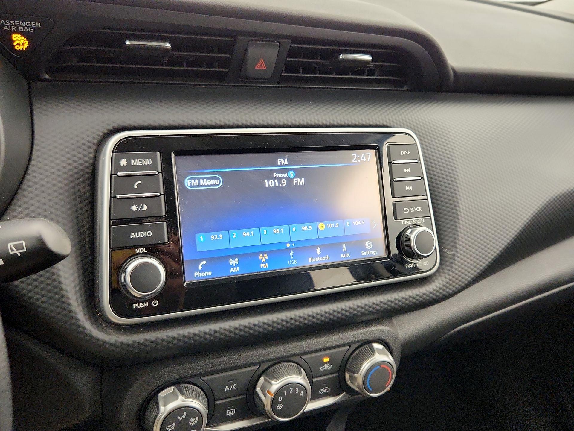 Thumbnail: 2024 Nissan Kicks - 15