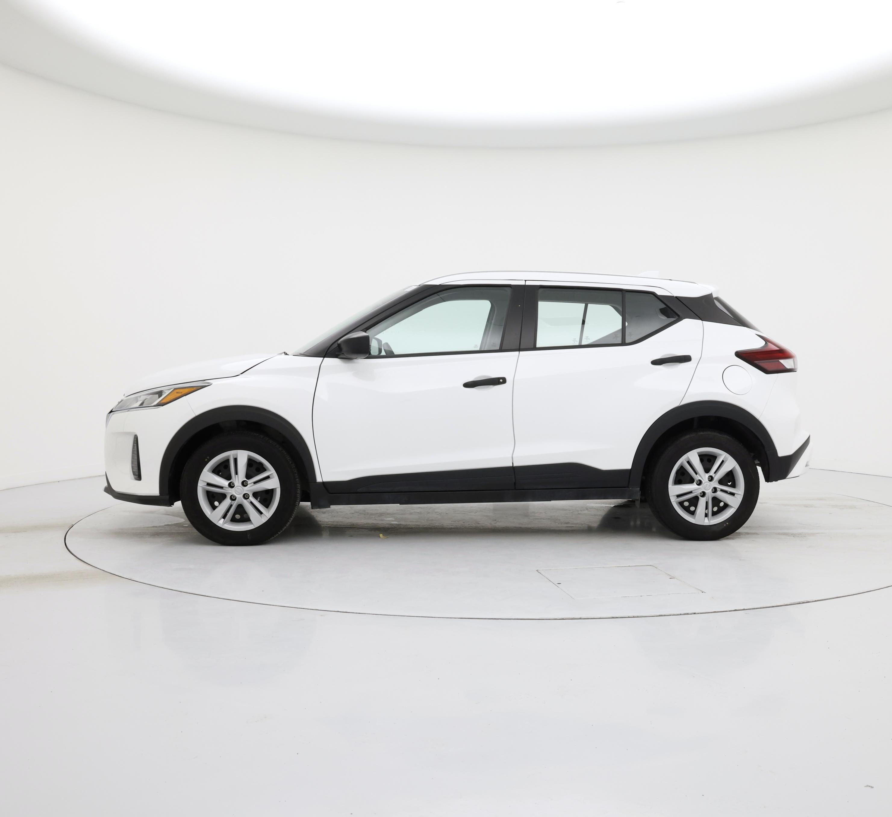 Thumbnail: 2024 Nissan Kicks - 3