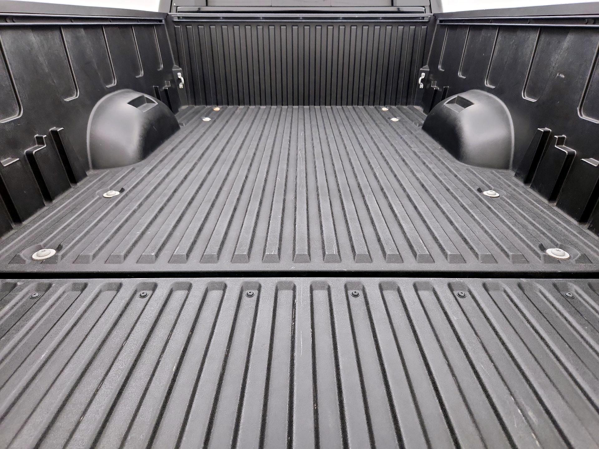 Thumbnail: 2023 Toyota Tundra - 20