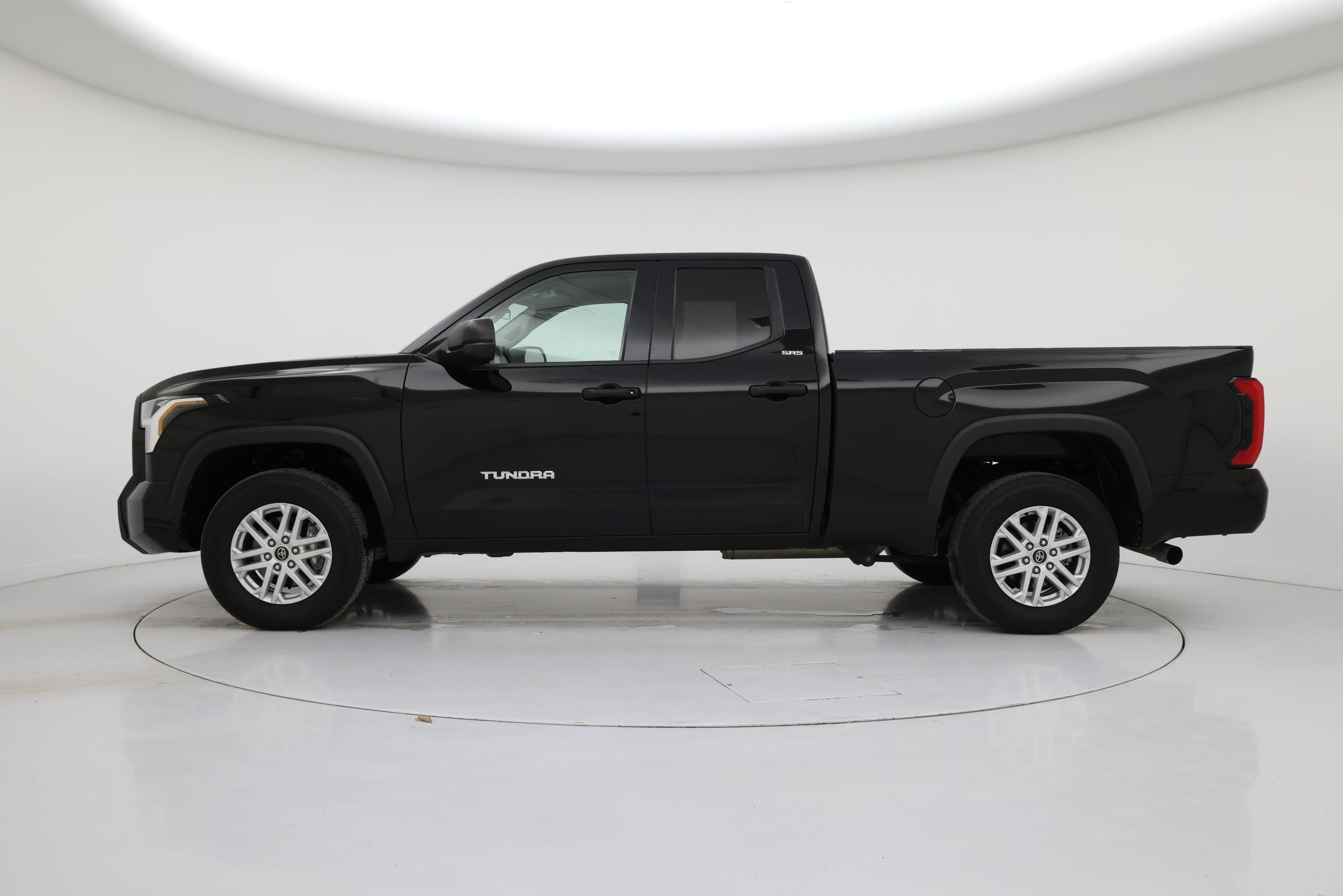 Thumbnail: 2023 Toyota Tundra - 3