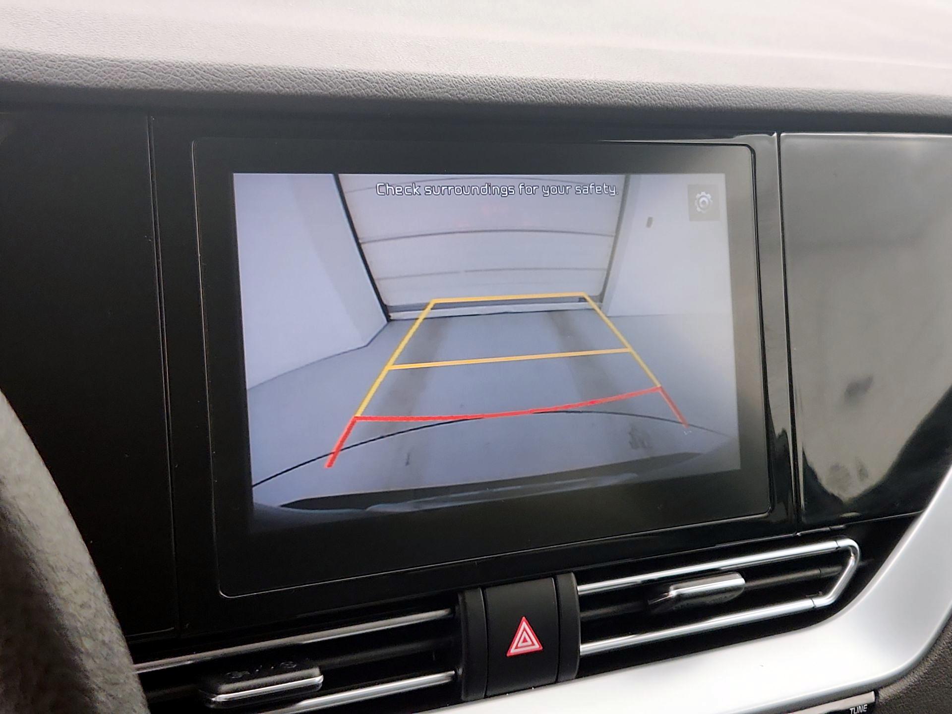 Thumbnail: 2021 Kia Niro - 14