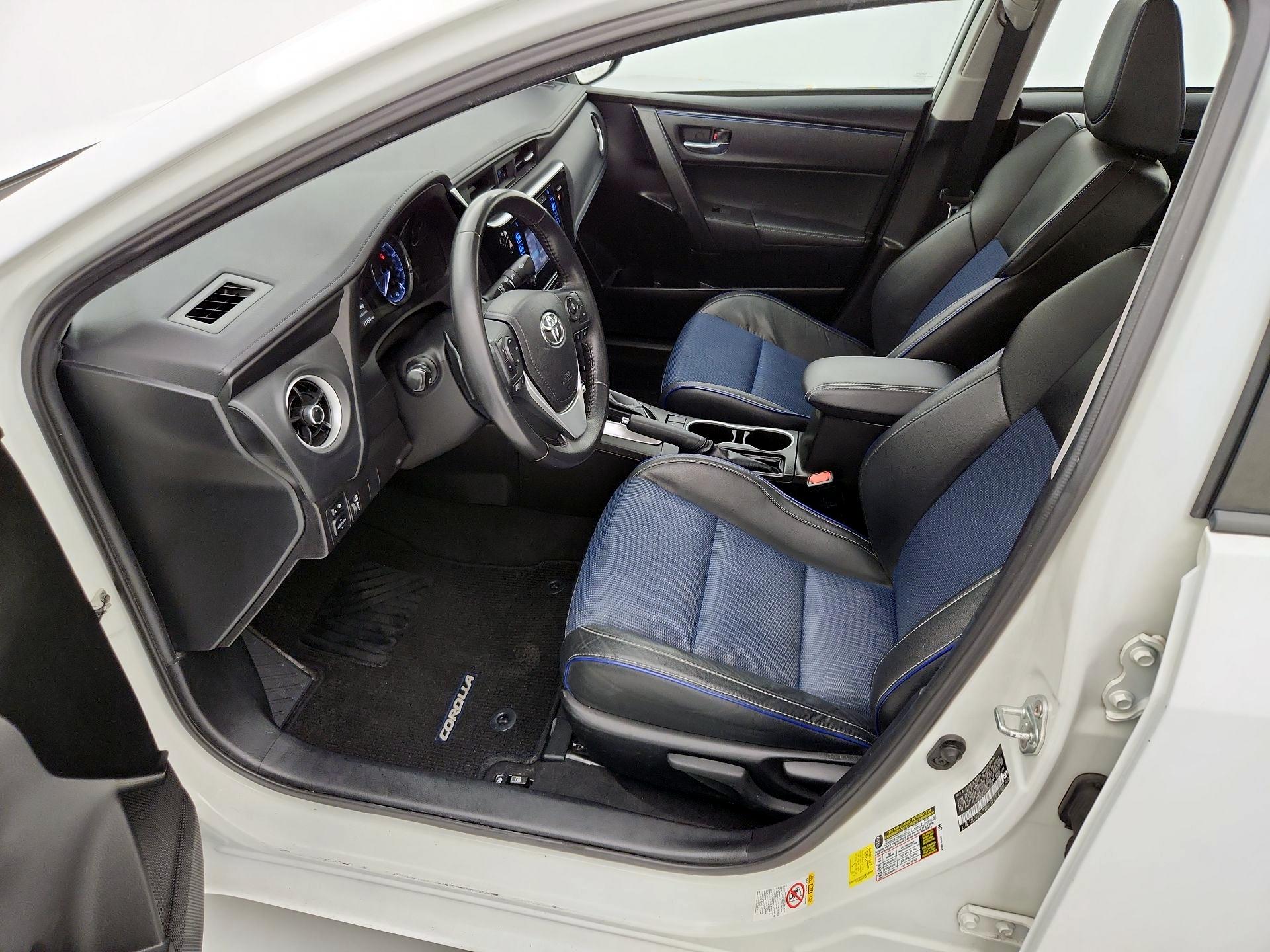 Thumbnail: 2017 Toyota Corolla - 11