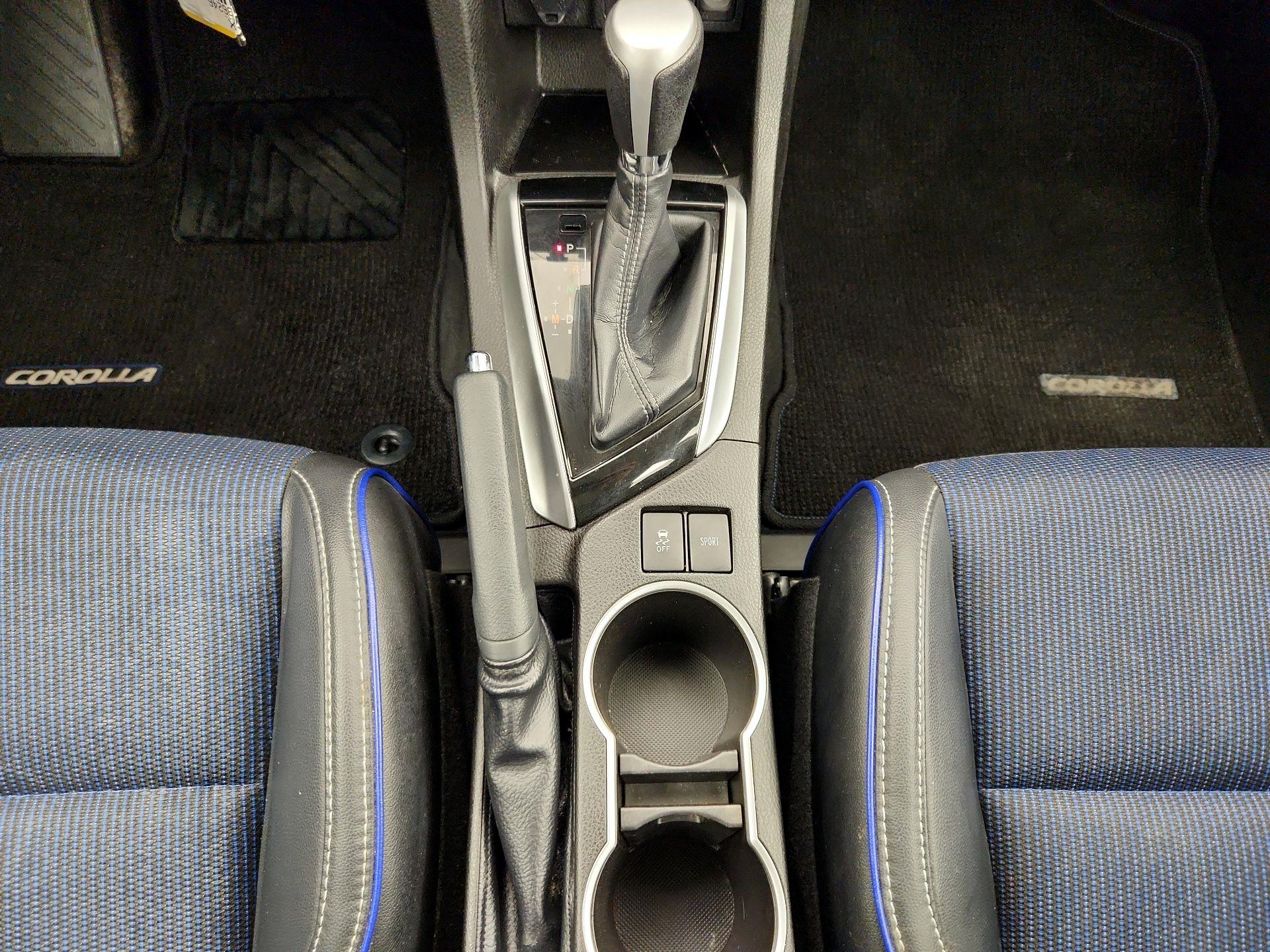 Thumbnail: 2017 Toyota Corolla - 17