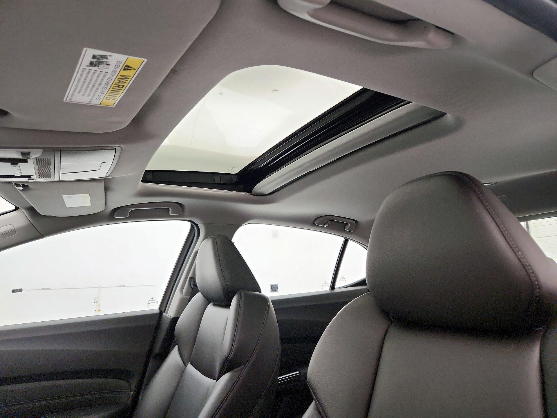 Thumbnail: 2019 Acura TLX - 19