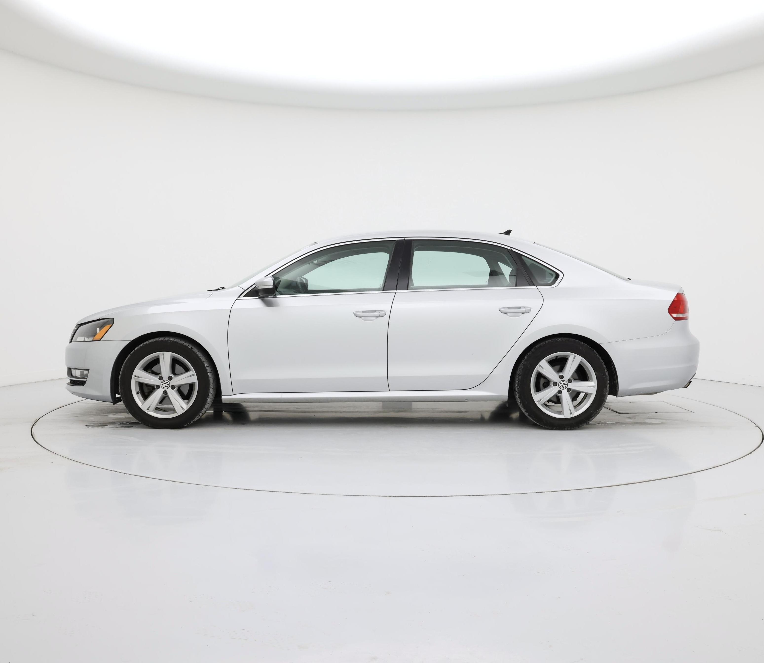 Thumbnail: 2015 Volkswagen Passat - 3