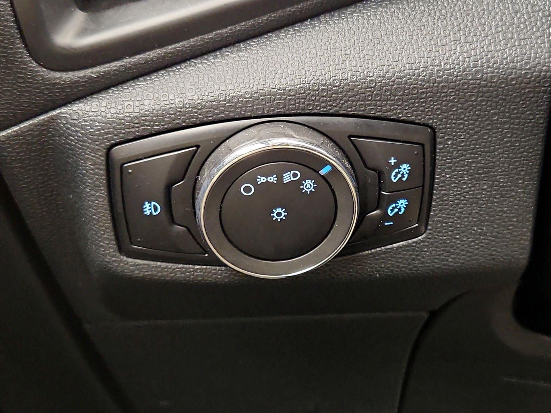 Thumbnail: 2020 Ford EcoSport - 13