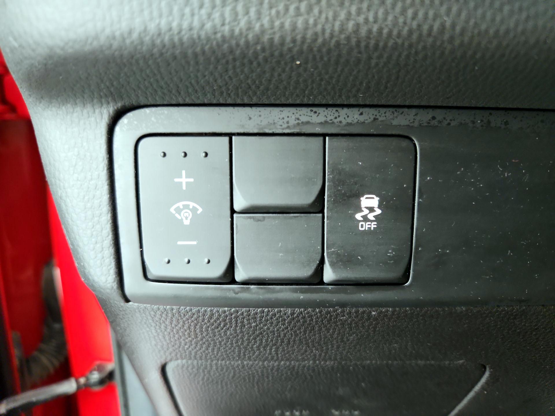 Thumbnail: 2016 Kia Soul - 13