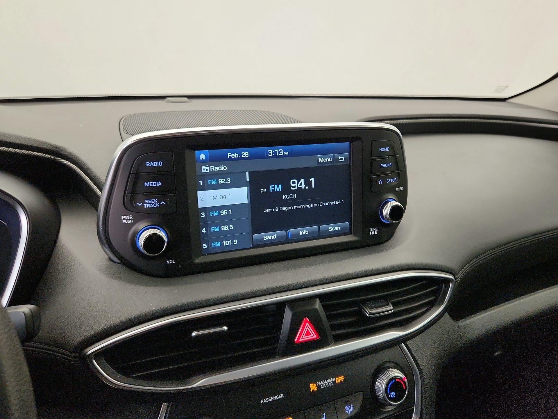 Thumbnail: 2019 Hyundai Santa Fe - 15