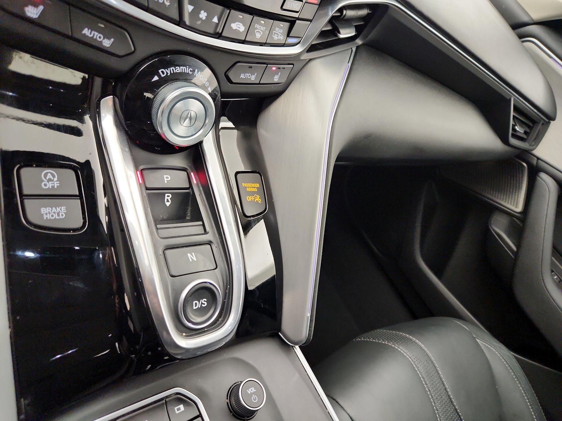 Thumbnail: 2022 Acura TLX - 18