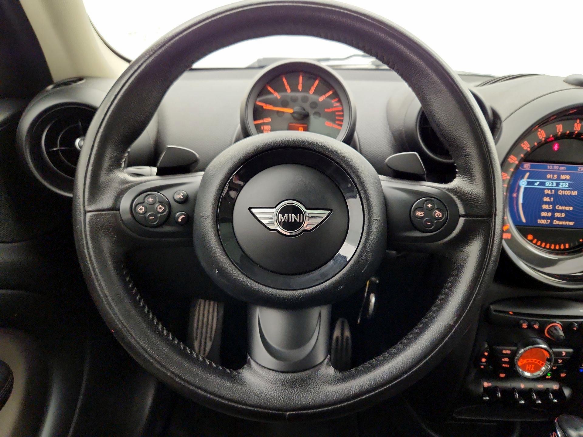 Thumbnail: 2016 MINI Cooper Countryman - 10