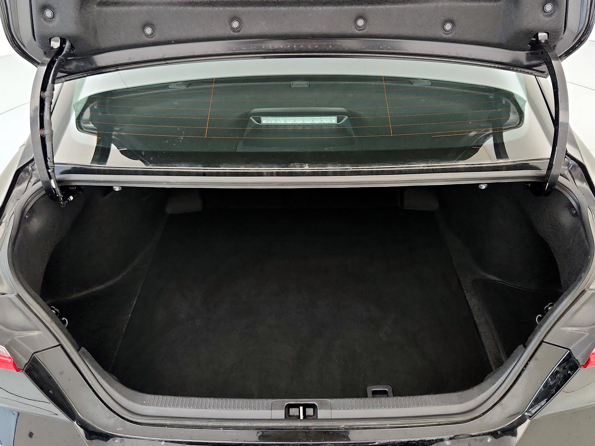 Thumbnail: 2025 Toyota Camry - 20