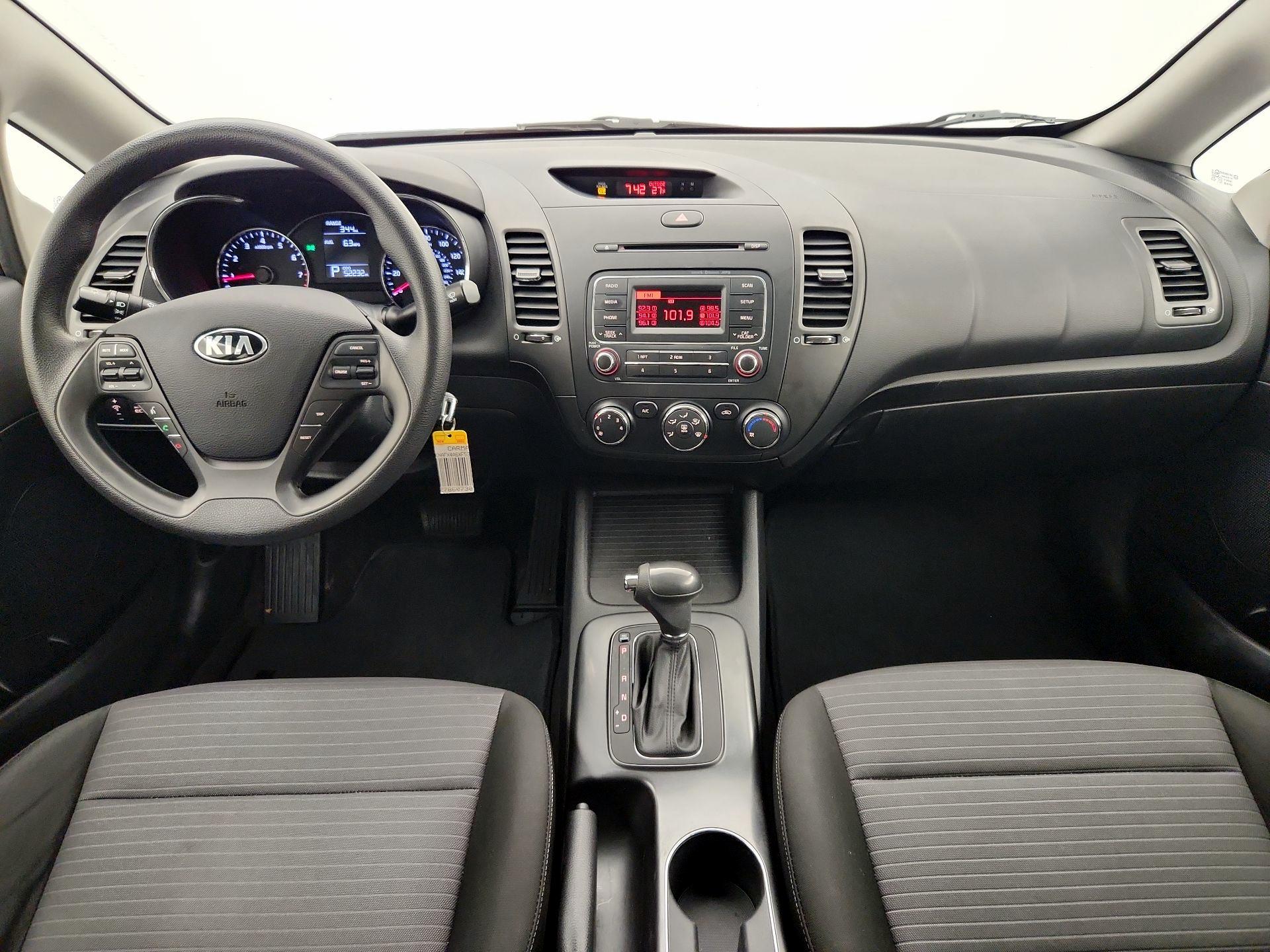 Thumbnail: 2015 Kia Forte - 9