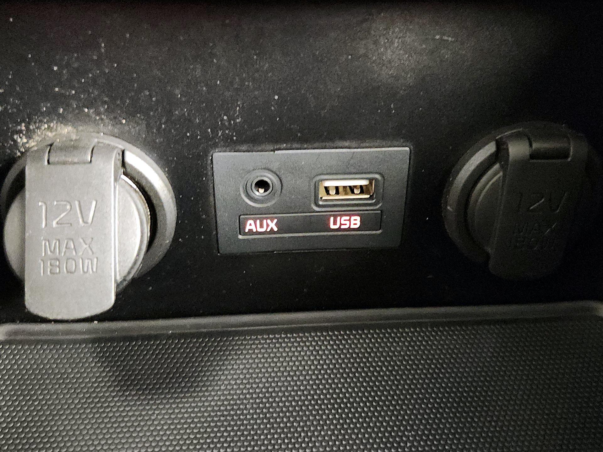 Thumbnail: 2015 Kia Forte - 17