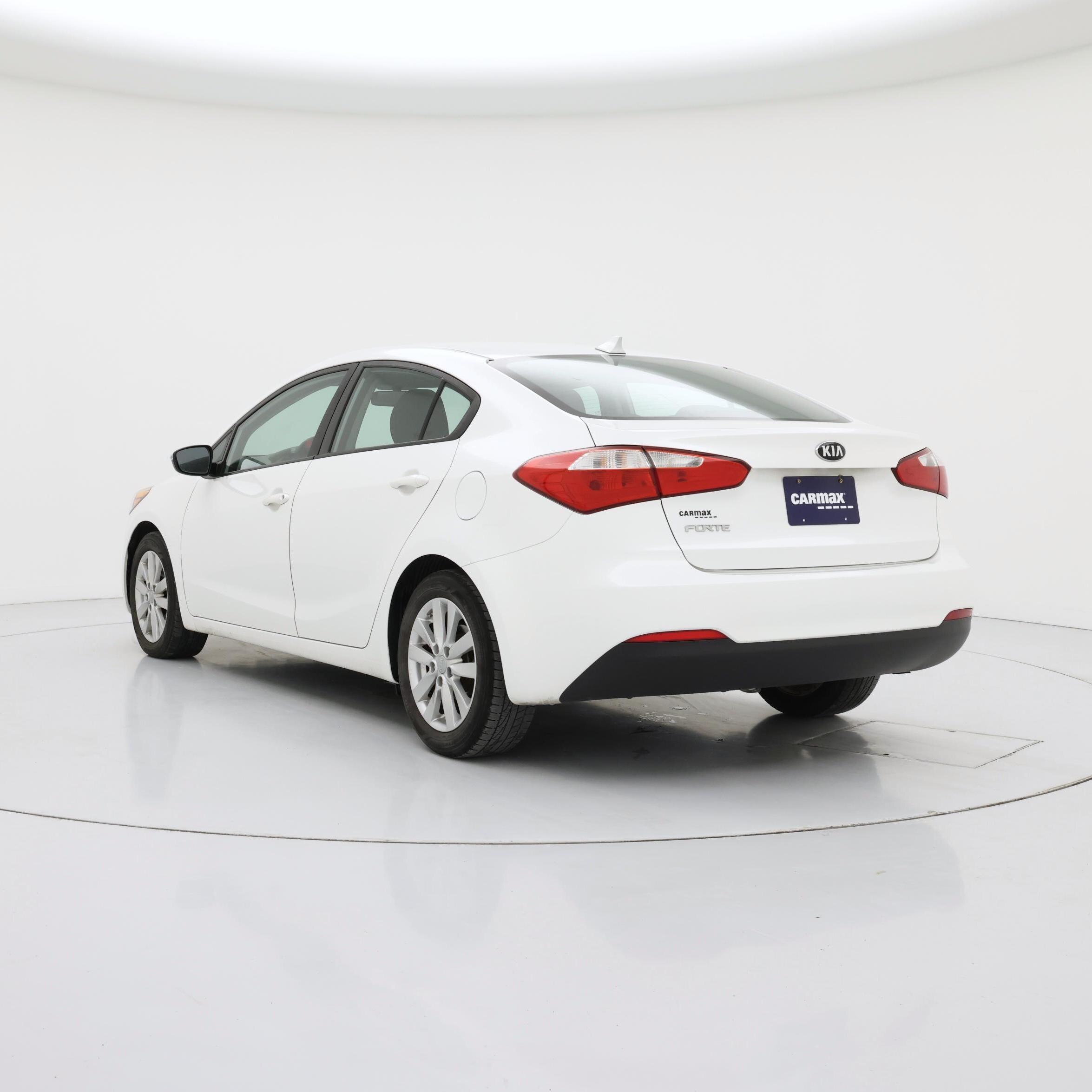 Thumbnail: 2015 Kia Forte - 2
