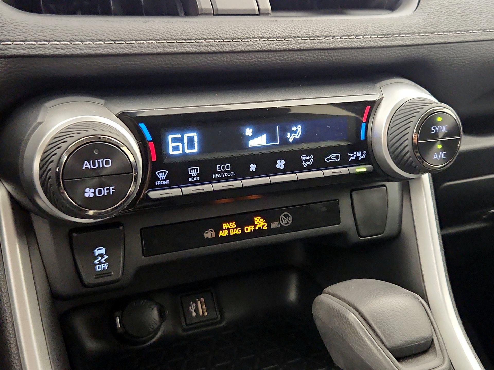 Thumbnail: 2023 Toyota RAV4 - 16