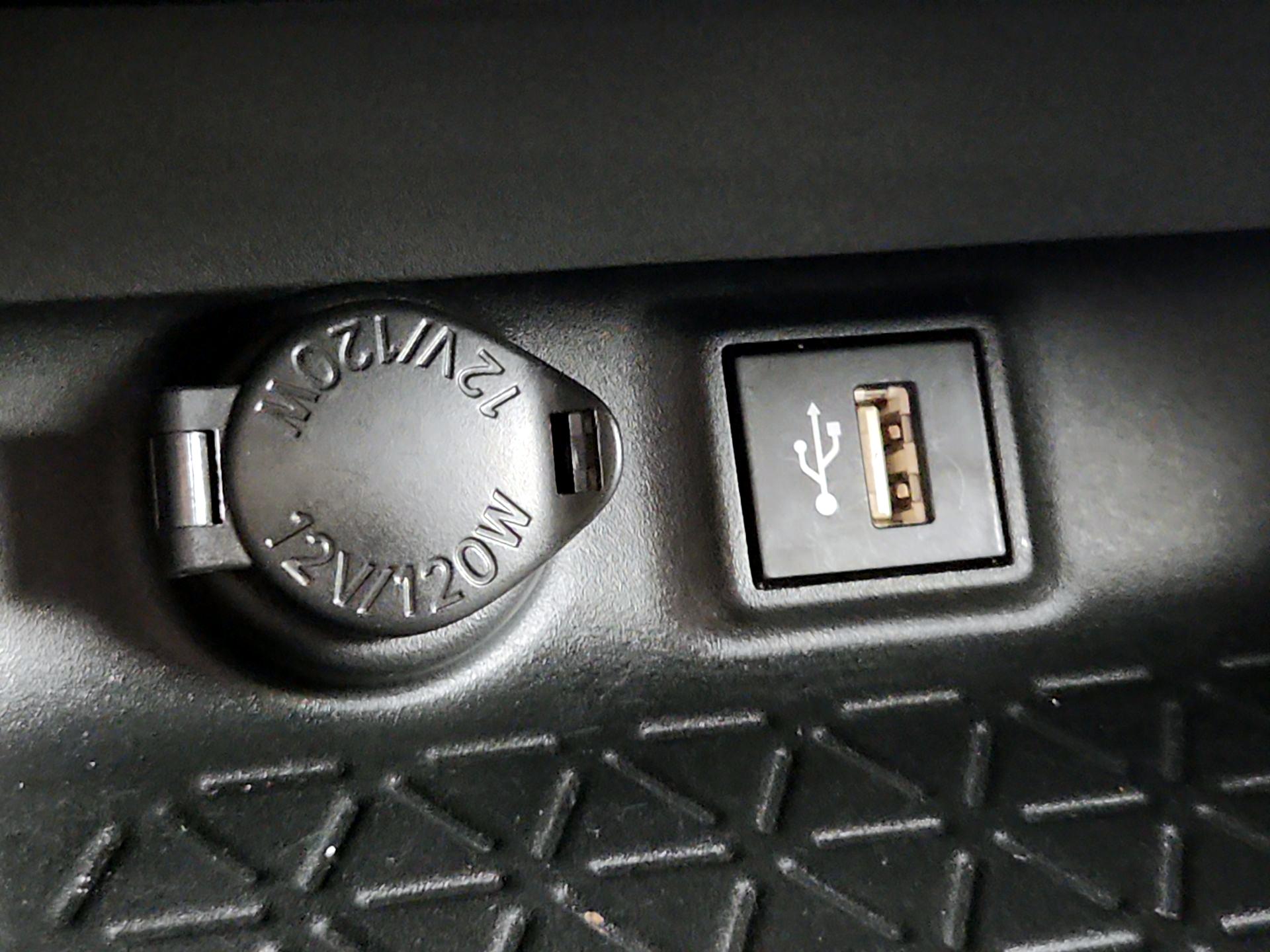 Thumbnail: 2023 Toyota RAV4 - 18