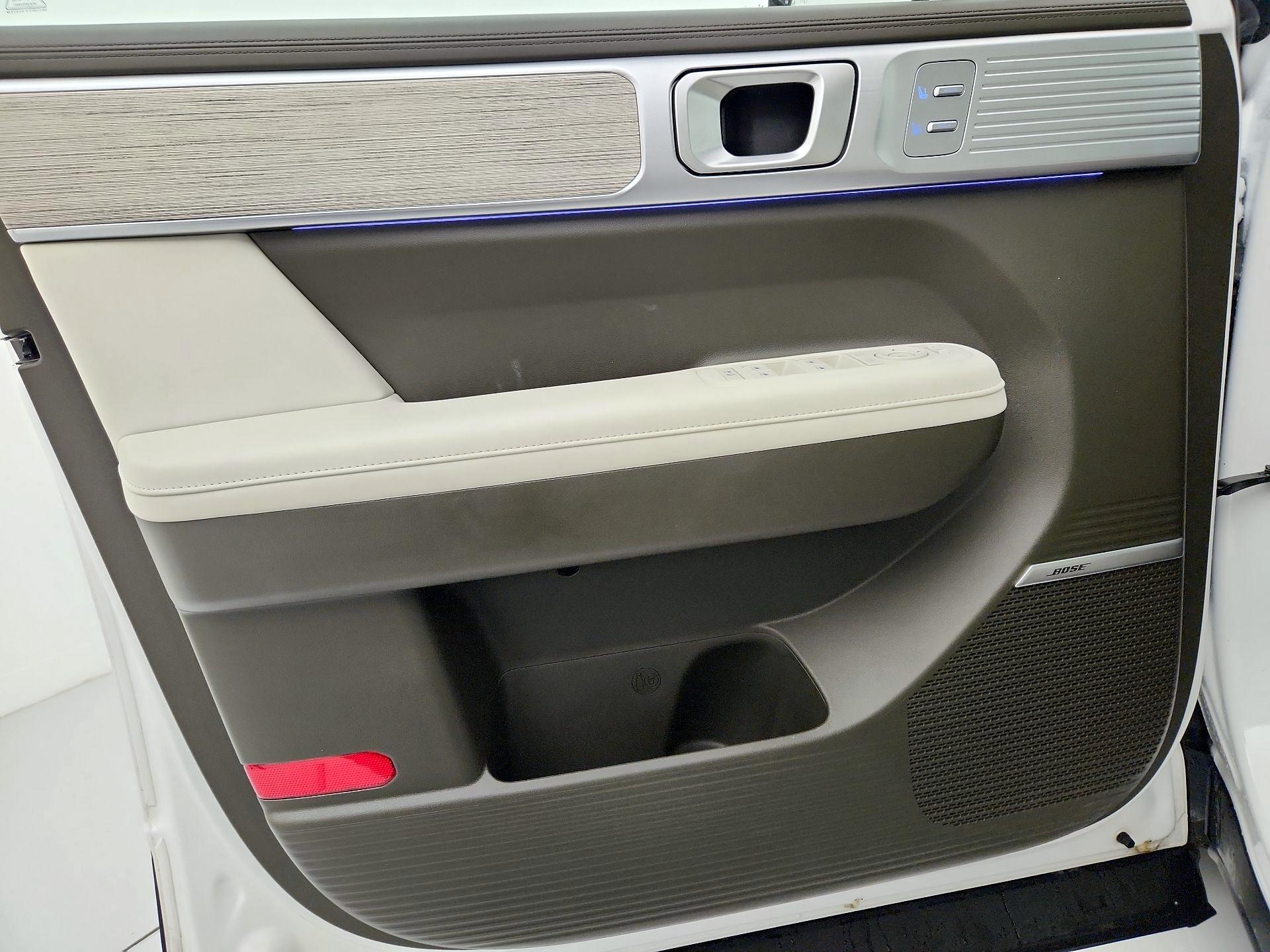 Thumbnail: 2024 Hyundai Santa Fe - 12