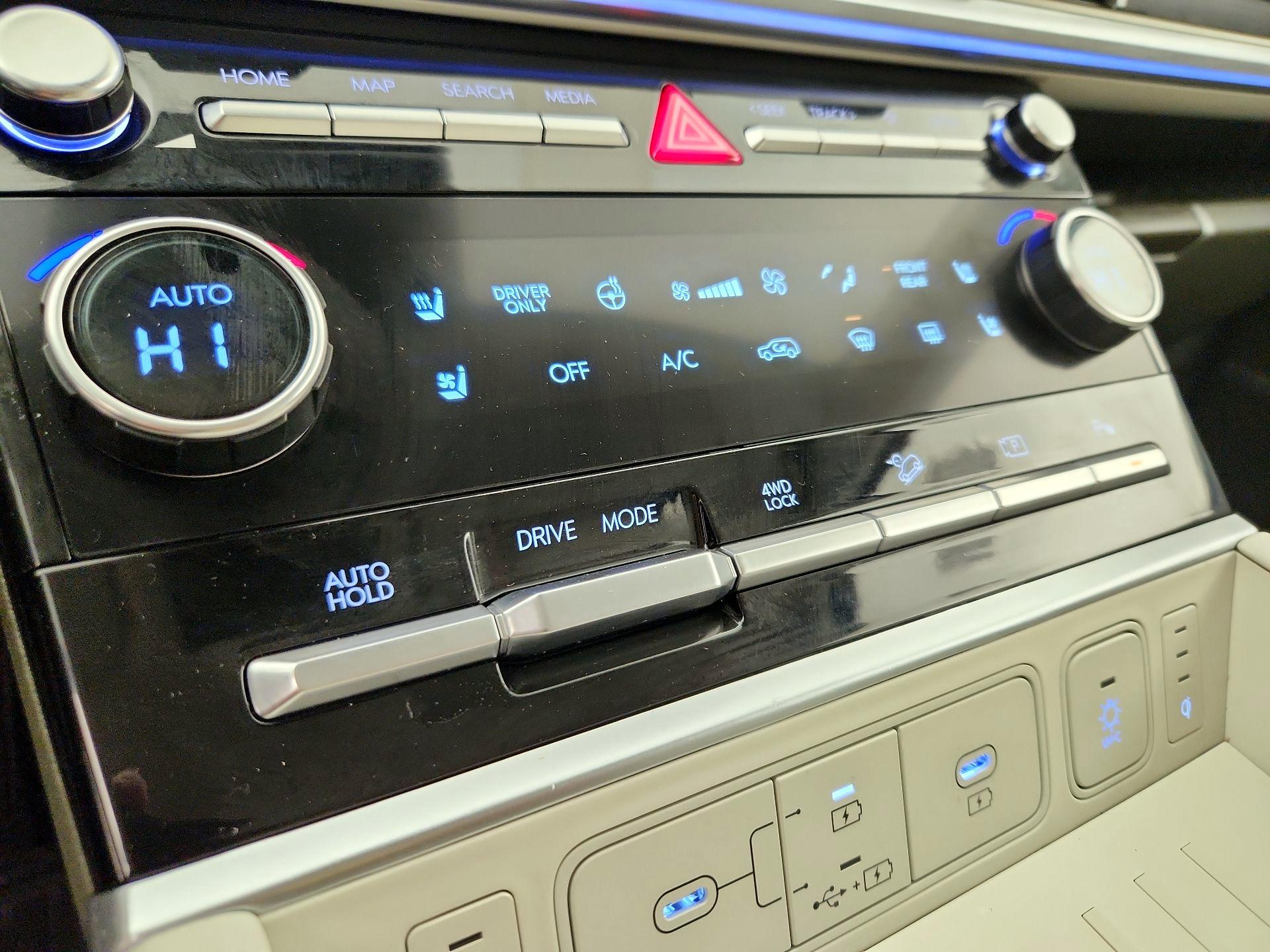 Thumbnail: 2024 Hyundai Santa Fe - 17