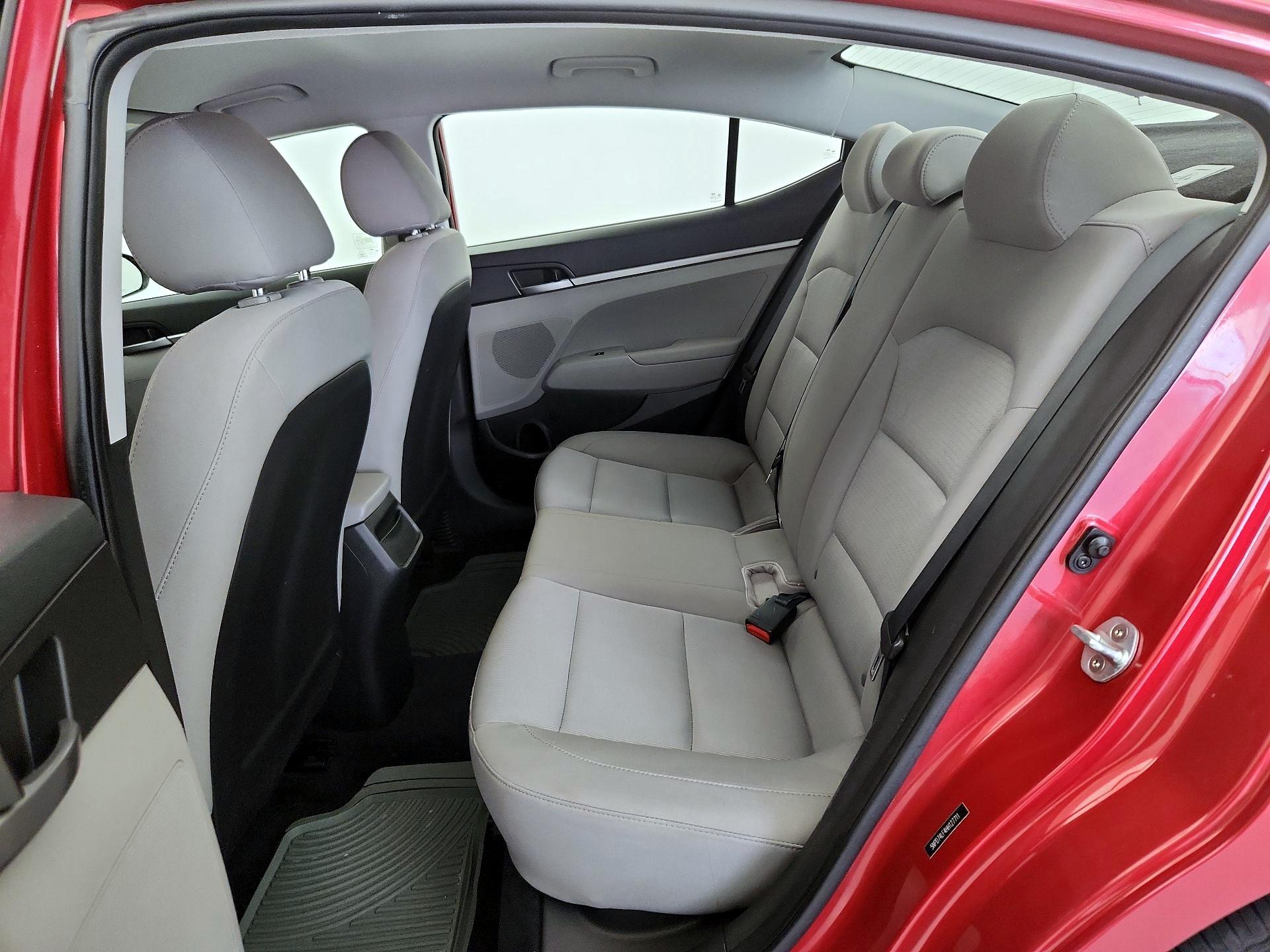 Thumbnail: 2017 Hyundai Elantra - 18