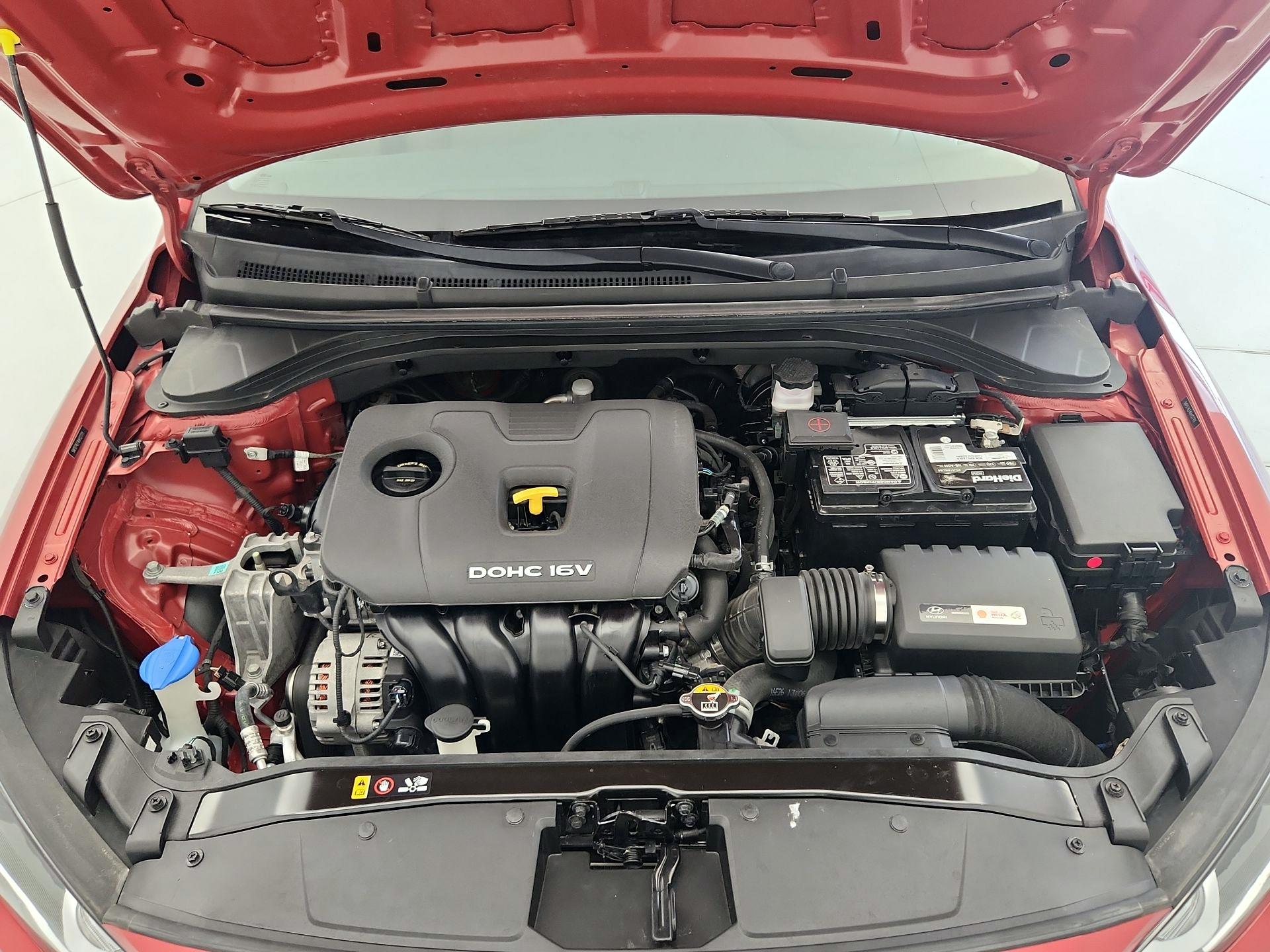 Thumbnail: 2017 Hyundai Elantra - 20