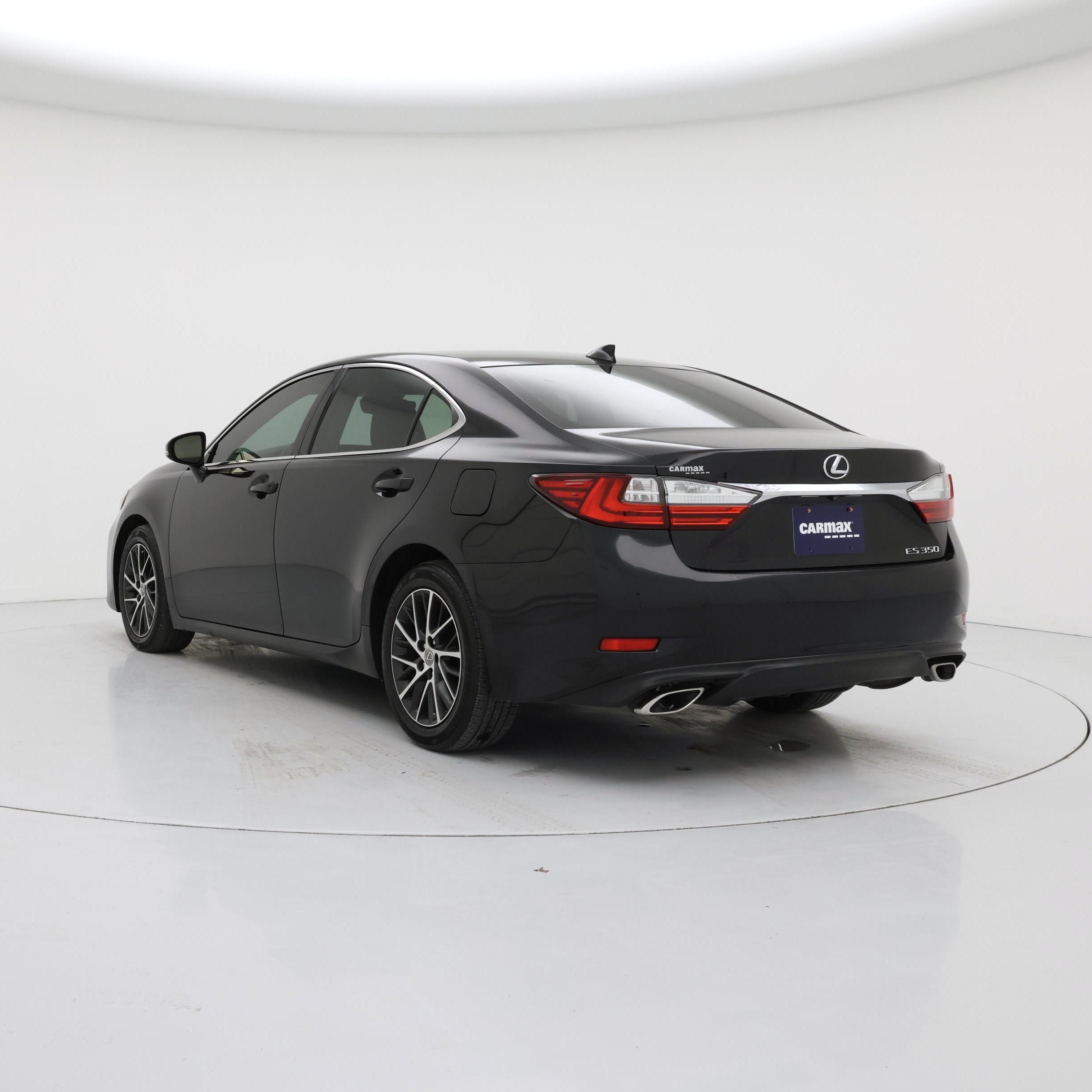 Thumbnail: 2018 Lexus ES - 2