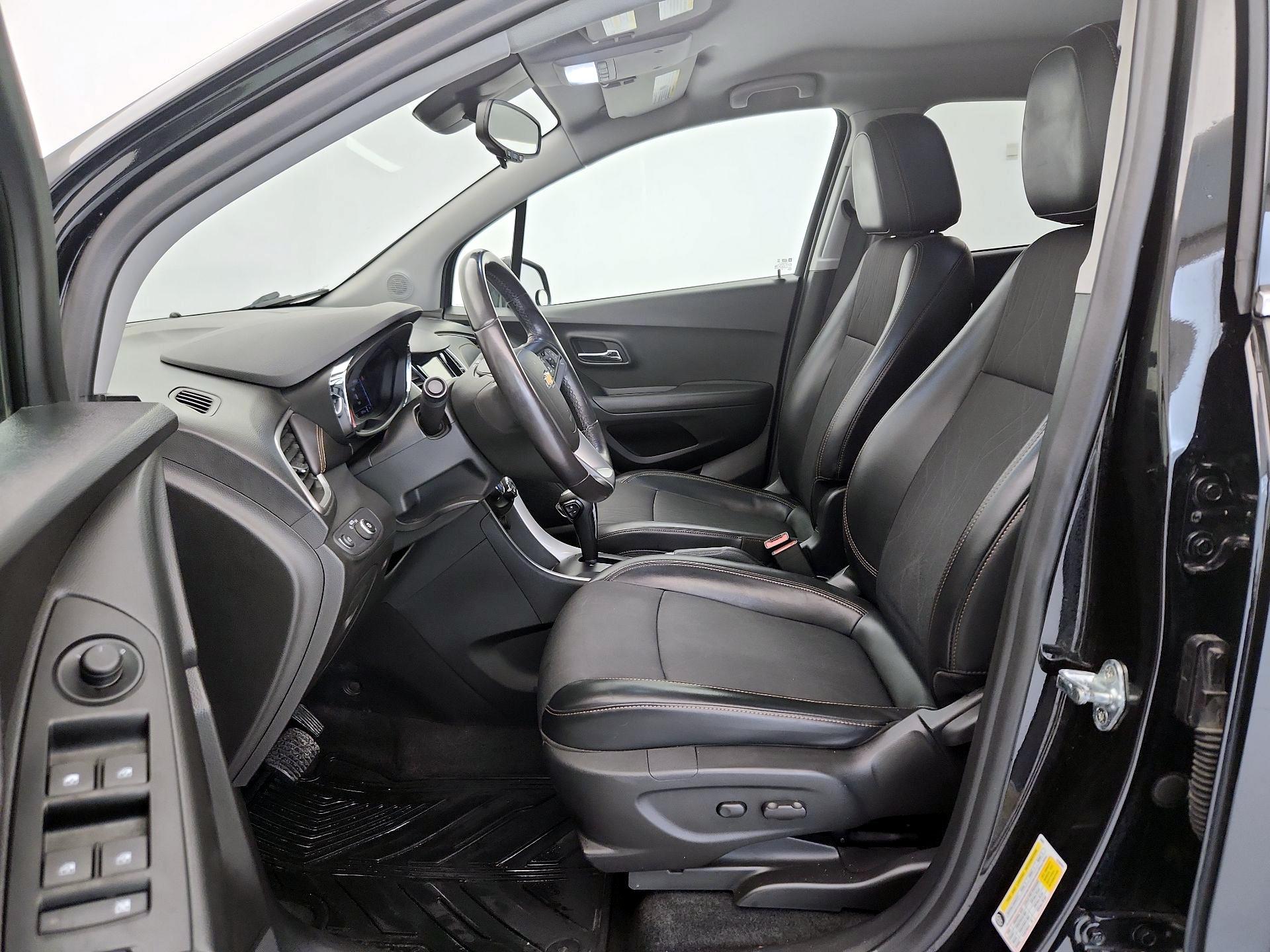 Thumbnail: 2019 Chevrolet Trax - 11